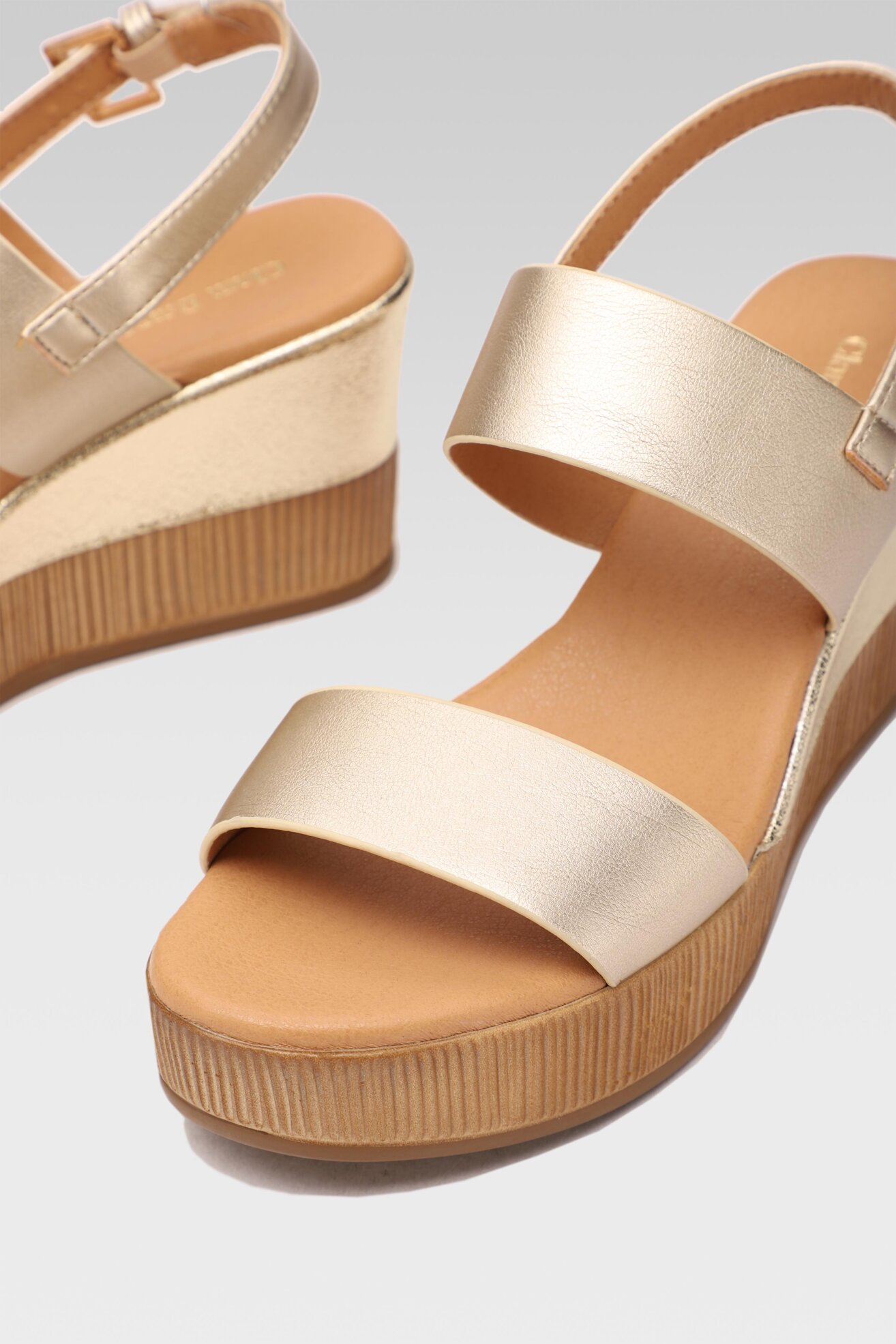 Sandały Clara Barson LS5419-02 Złoty