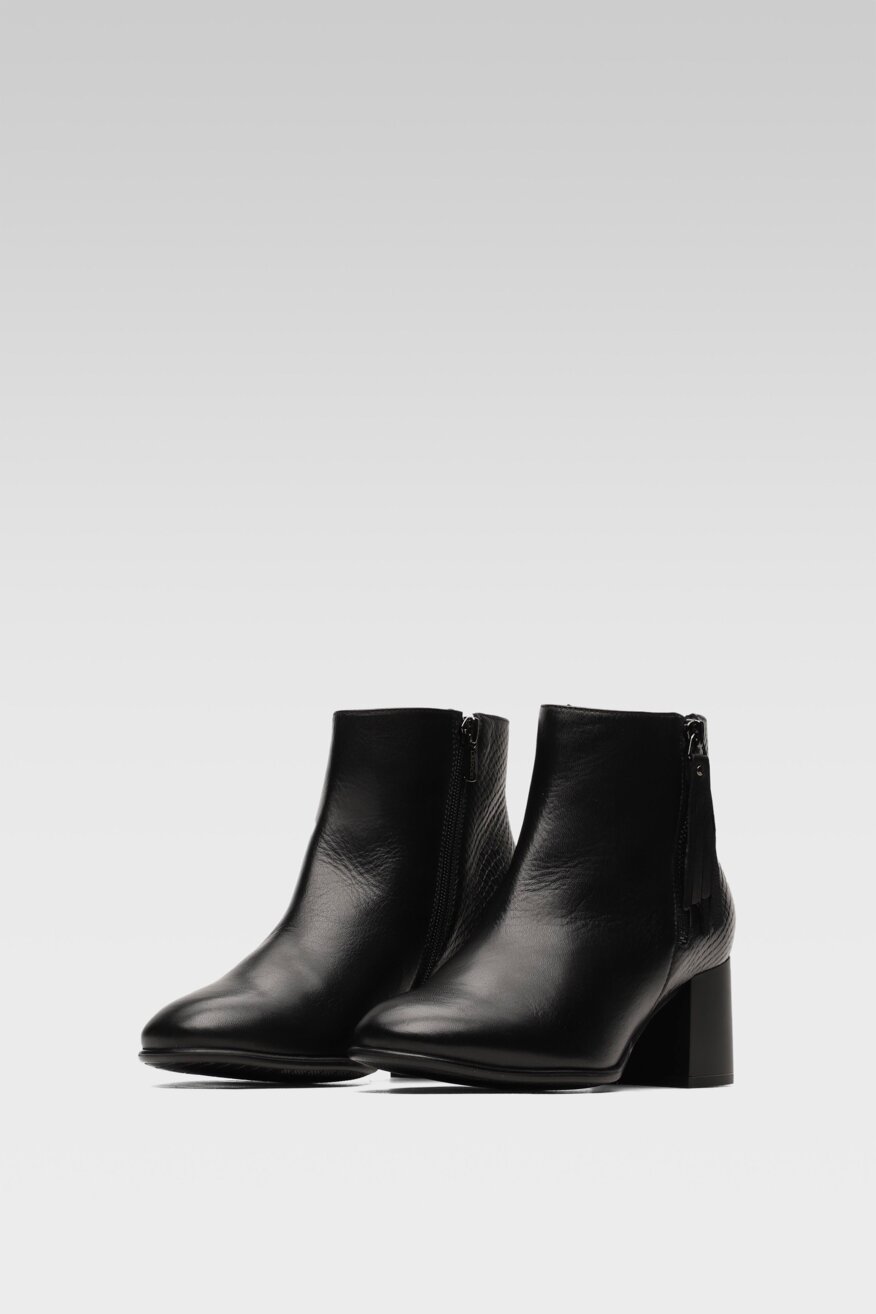 
                Ботильйони Lasocki ЧОРНИЙ - 5903698861326