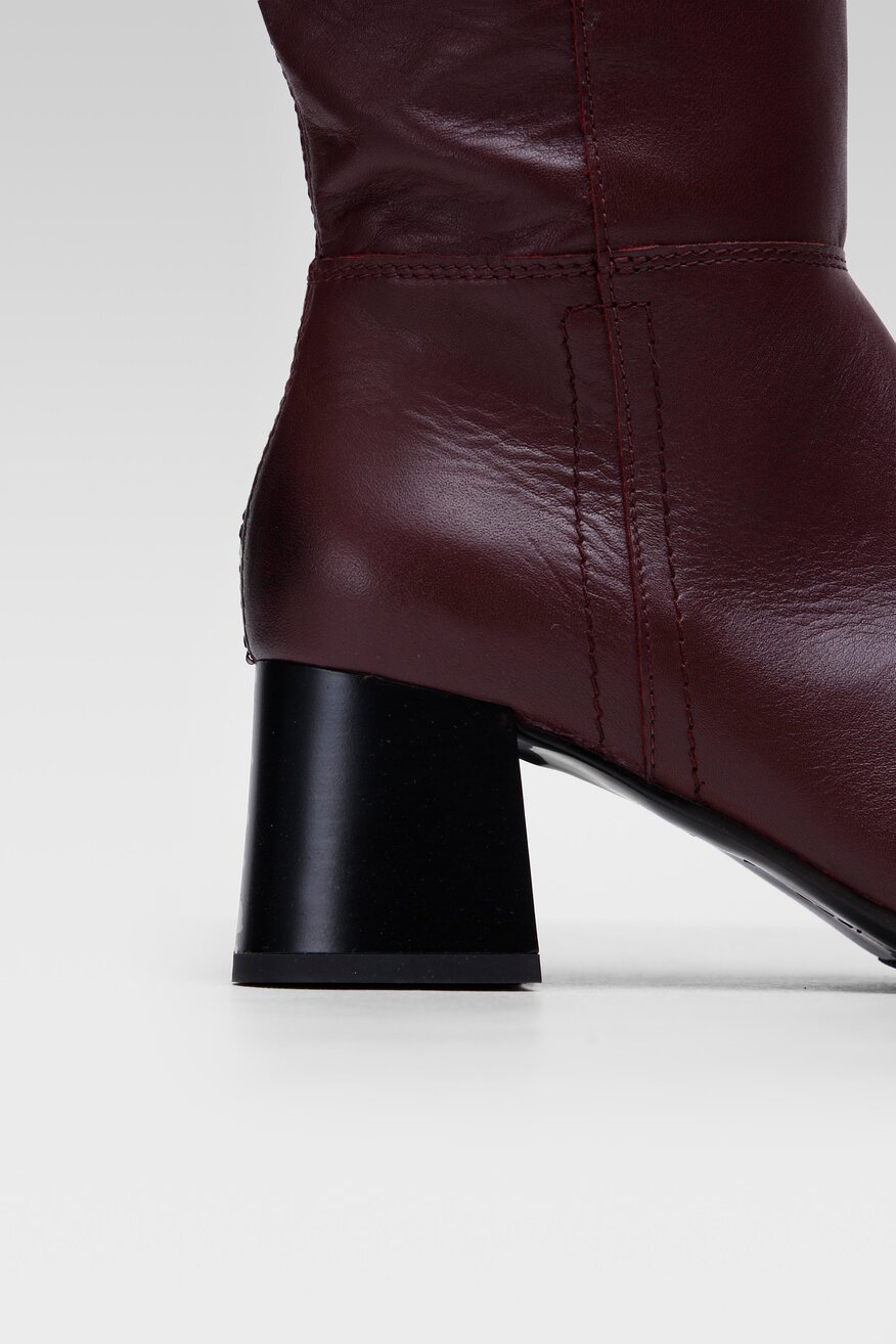 Lasocki - Skórzane kozaki bordowe - 5904248096915