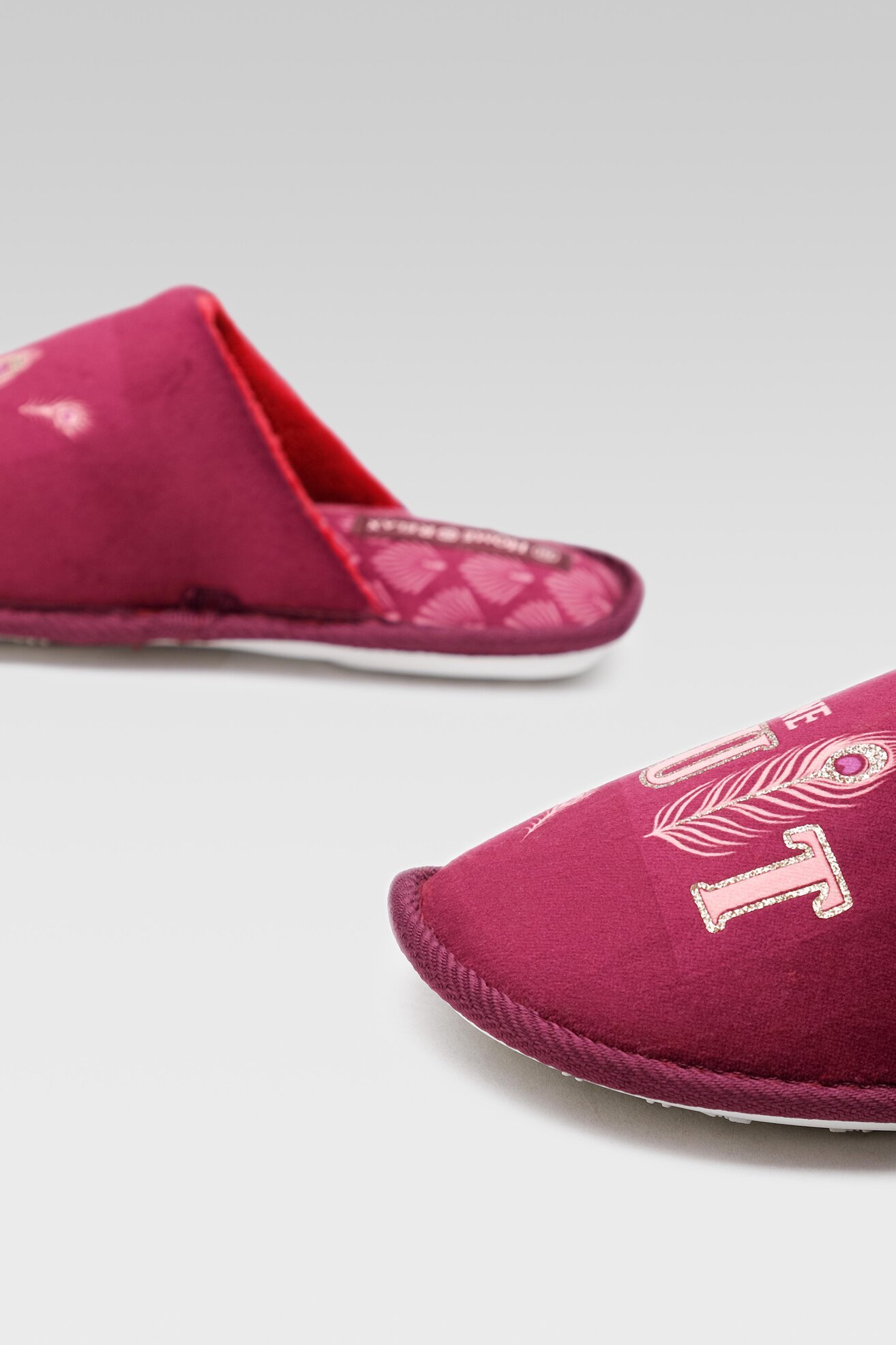 Kapcie Home&Relax 22SAG1016 Bordowy