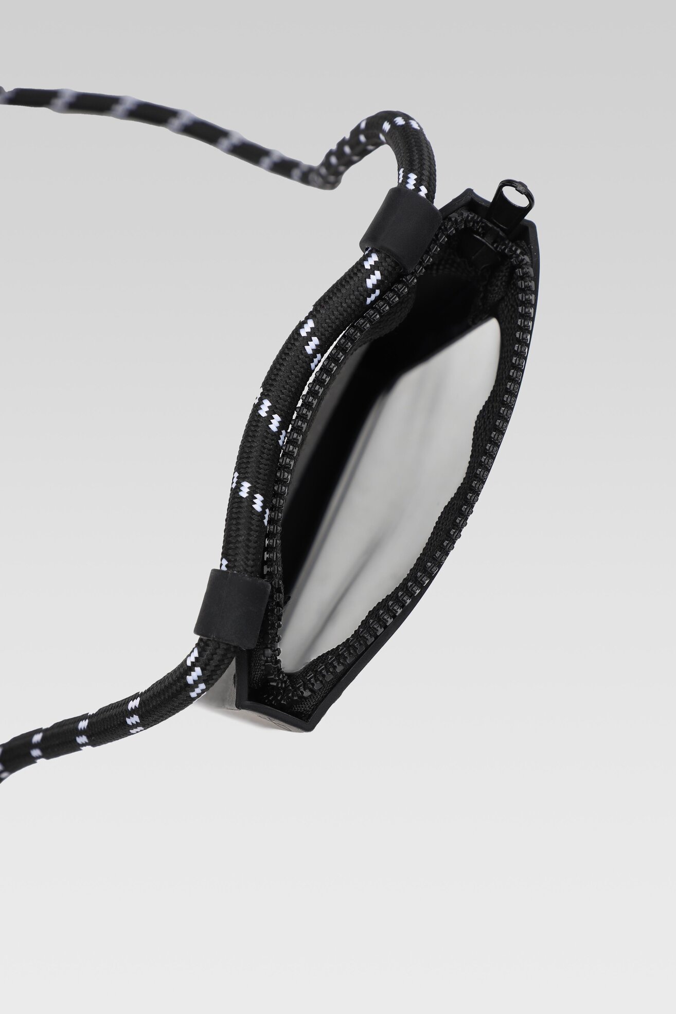 Etui ACCCESSORIES 1WD-002-AW21 Czarny