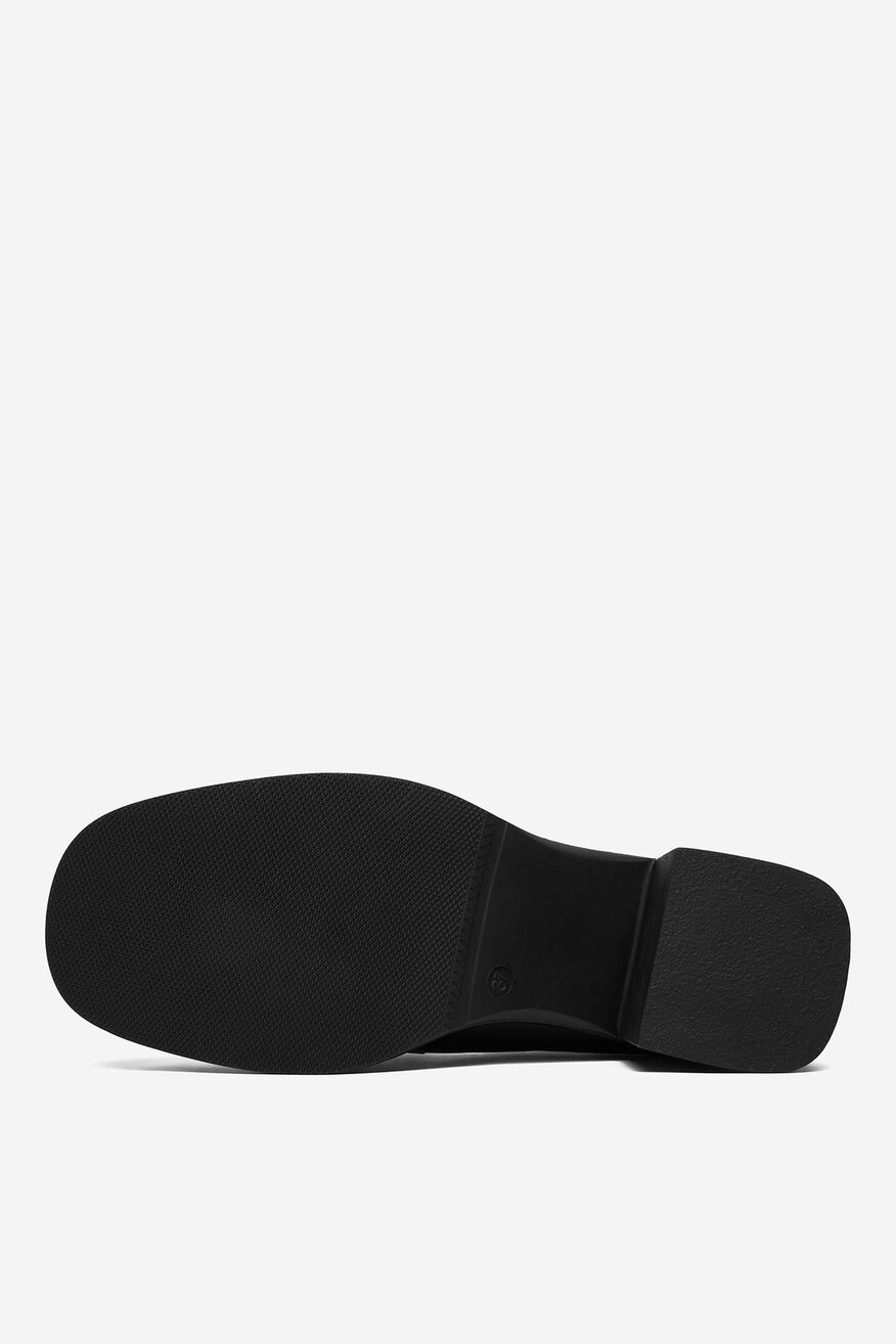 
                        Половинки обувки Lasocki CEO-RST-17323-01 ЧЕРЕН - 5906751728901