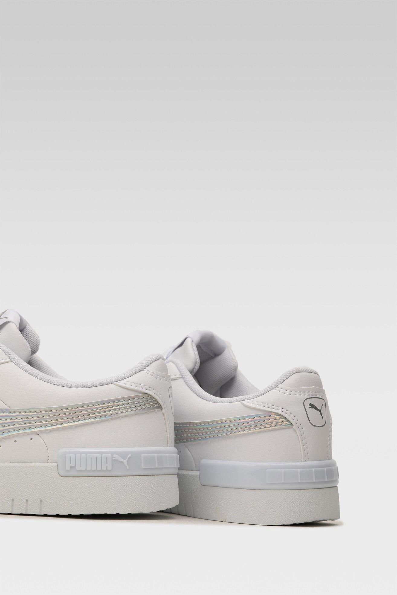 Obuwie sportowe Puma JADA RAINBOW JR 38266101 Biały