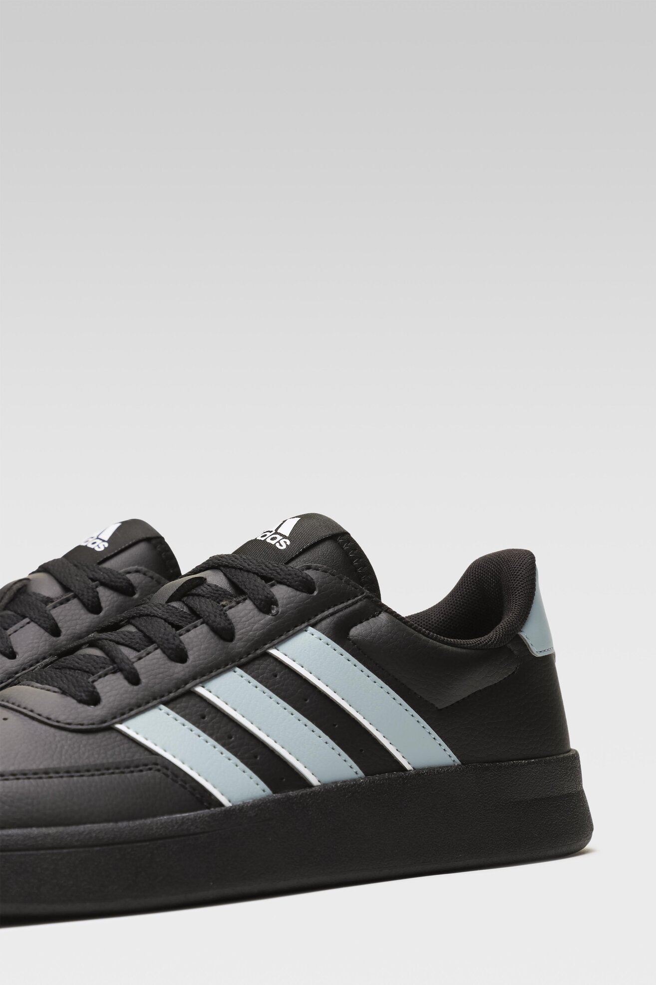 Obuwie sportowe adidas BREAKNET 2.0 HP9406 Czarny