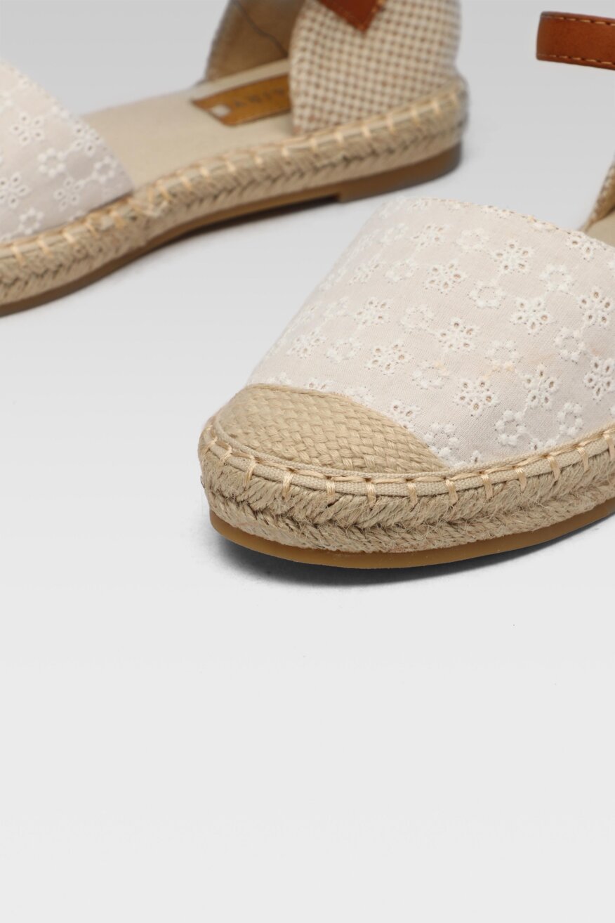 
                Jenny Fairy - Espadryle boho białe - 5903698577838