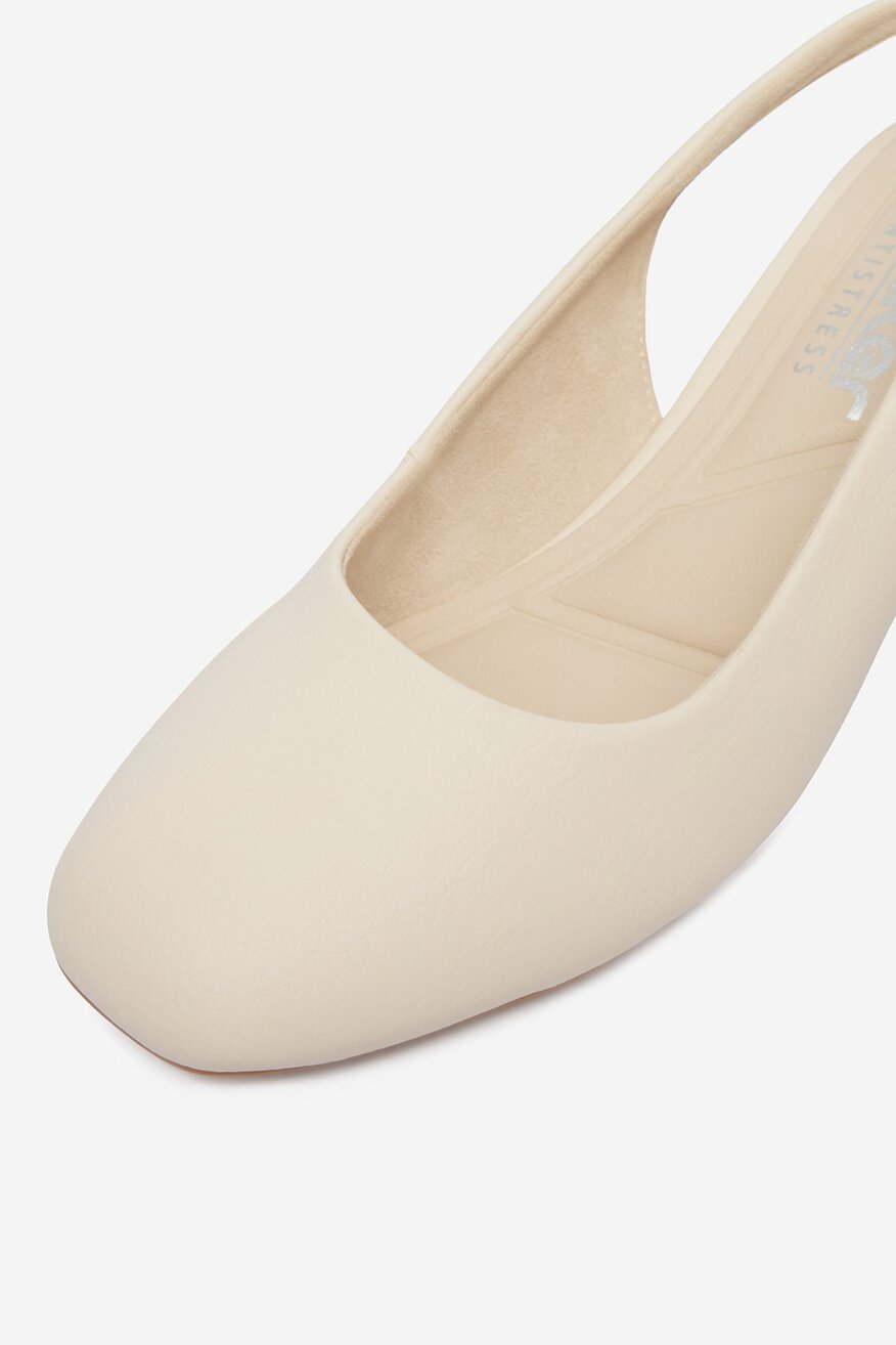 
                Елегантни обувки Rieker СВЕТЛОБЕЖОВ - 2230092740869