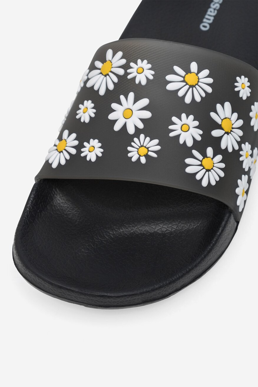 
                Uszodai papucs Bassano FEKETE - 5905588422518