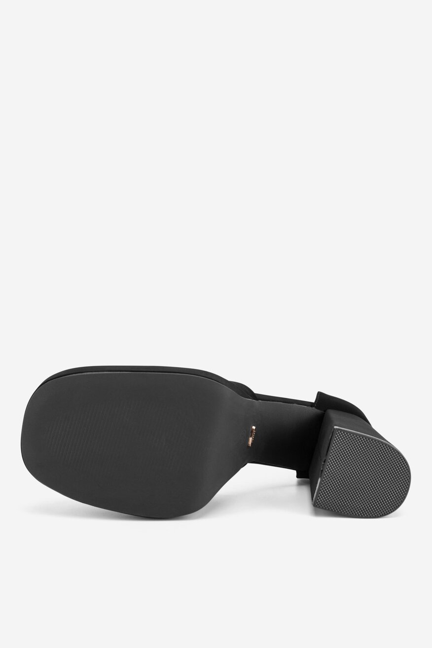 Pantofi cu toc DeeZee NEGRU - 5904410790337