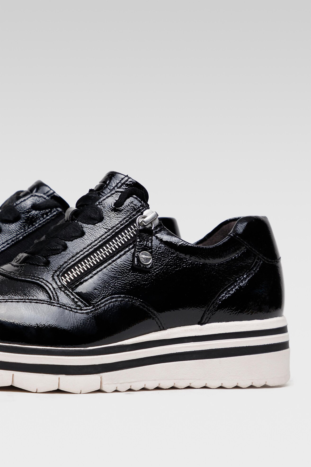 Półbuty Tamaris 1/1-23707/27 Czarny