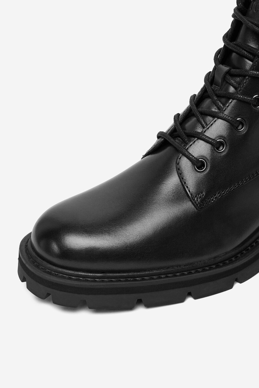 
                Черевики G-STAR RAW ЧОРНИЙ - 5906751430965