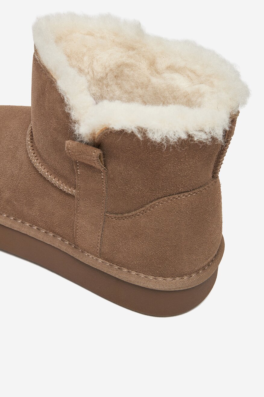 
                Ghete Lasocki BEJ ÎNCHIS - 5906751387931