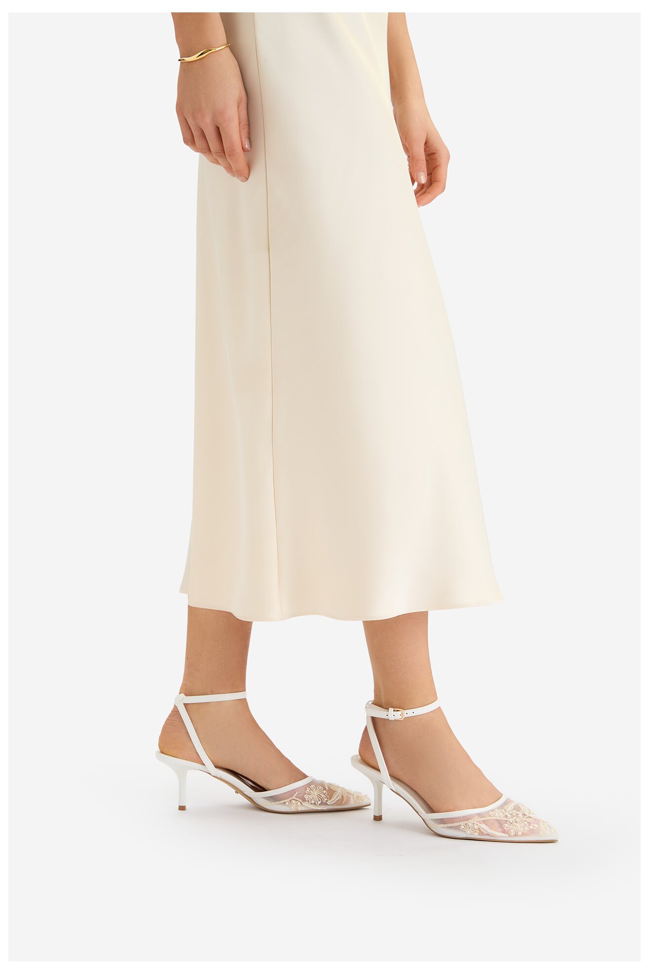 Czółenka DeeZee CEO-CD25-09-3 Biały