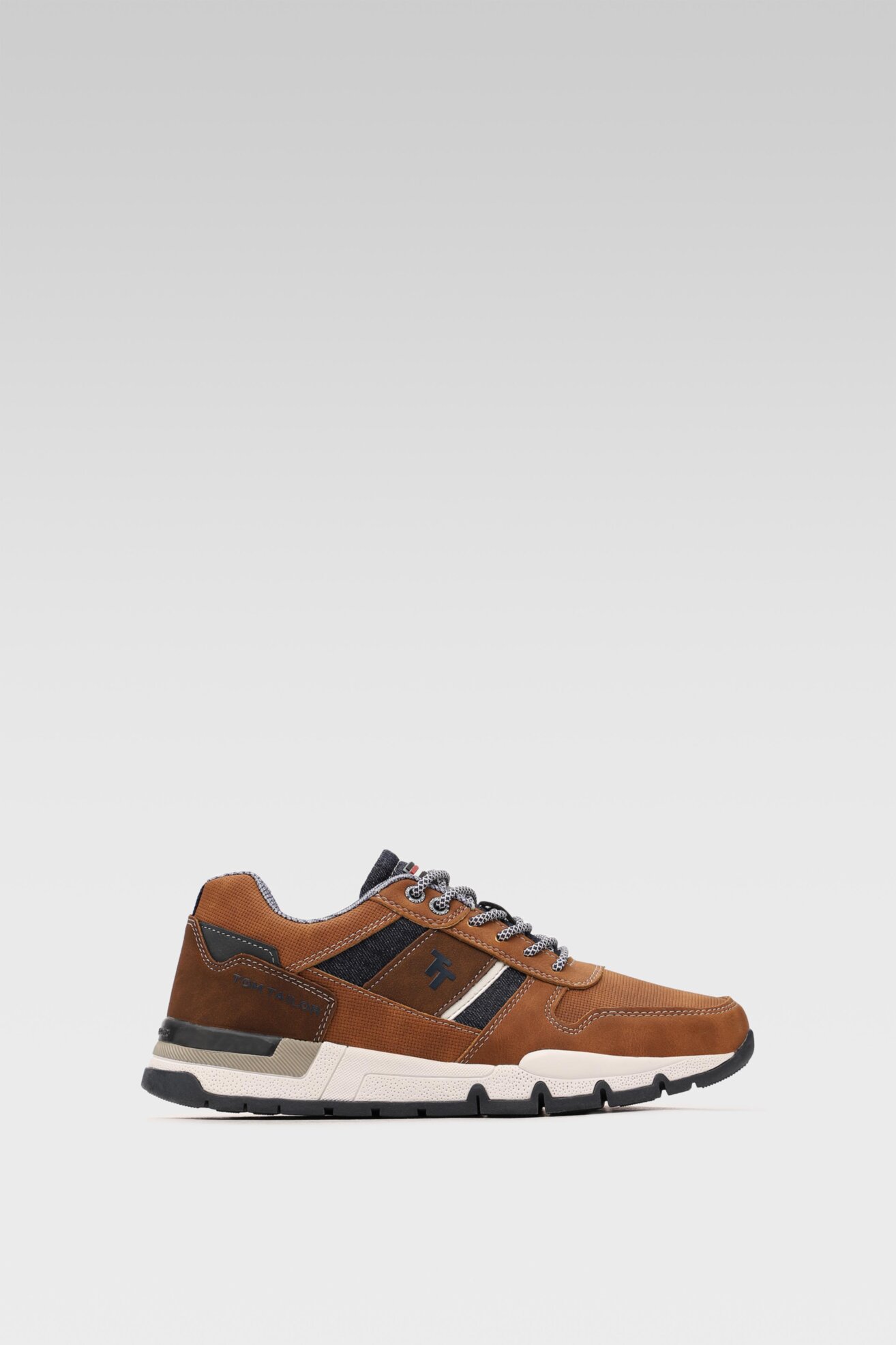 Półbuty Tom Tailor 118340300 Brązowy