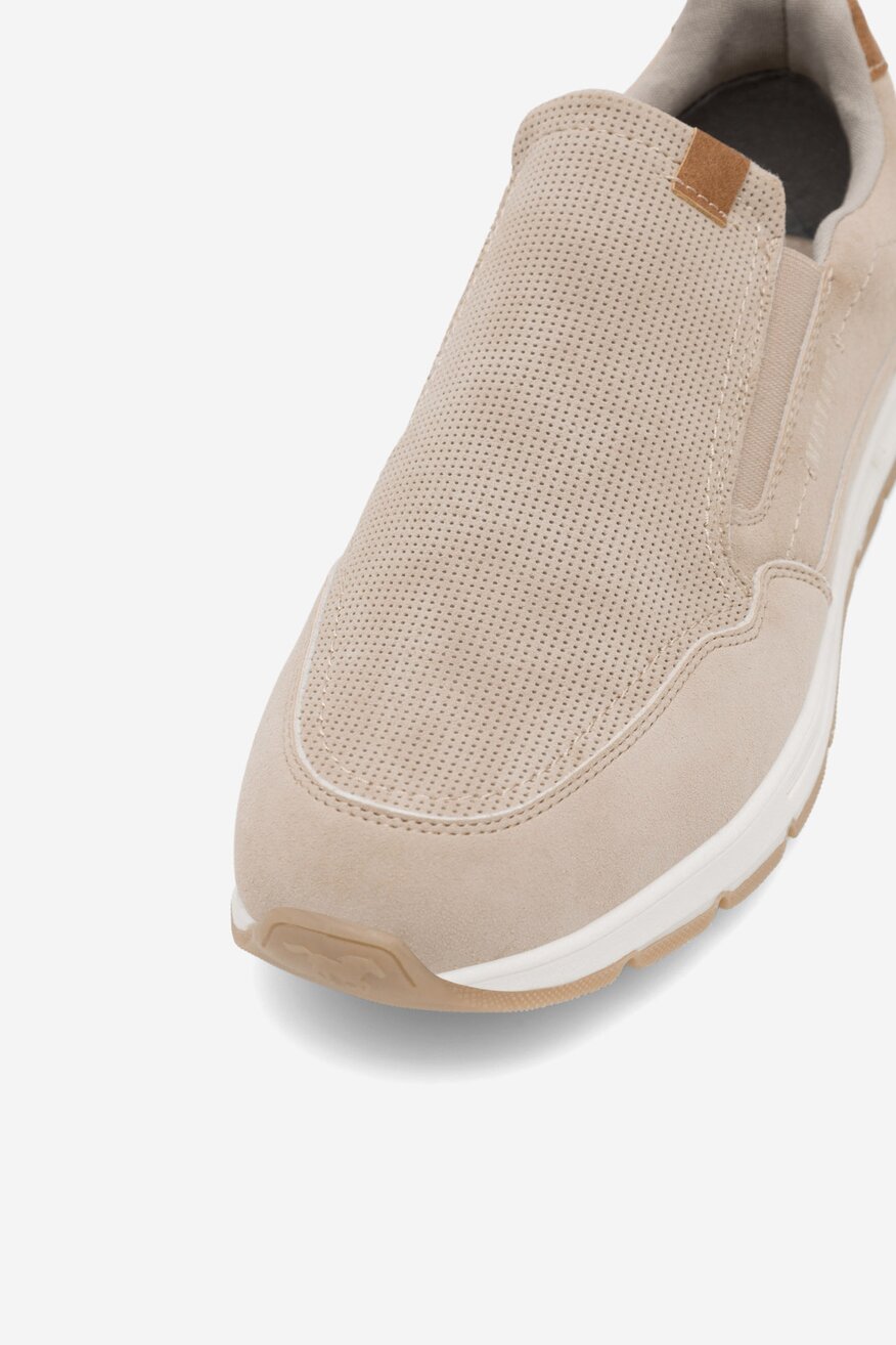 Félcipő Mustang BÉZS - 5905588420293