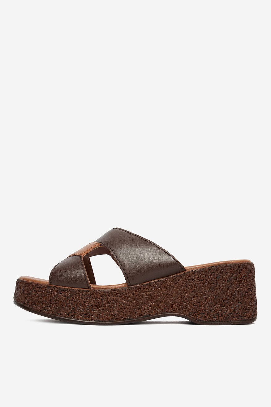 
                Lasocki - Klapki skórzane - 5906751796856