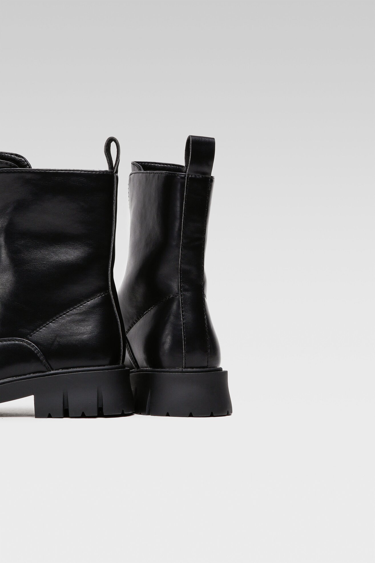 Ботуши DeeZee CS5907-05 ЧЕРЕН