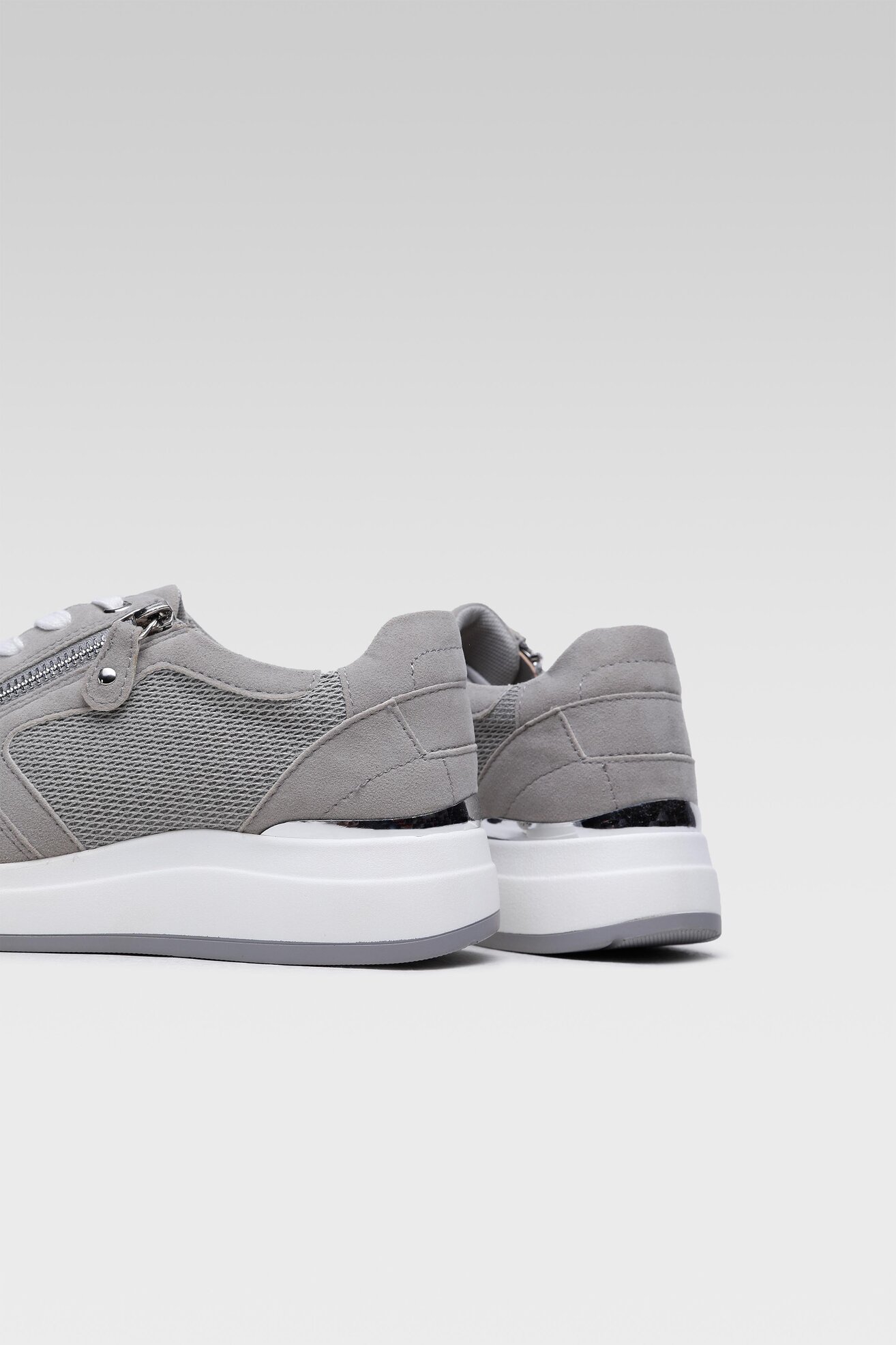 Sneakers Go Soft WYL2079-18 Szary