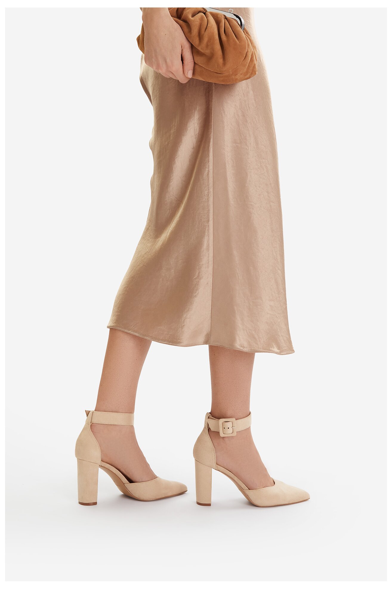 Körömcipő Jenny CEO-LH230312-5 BÉZS