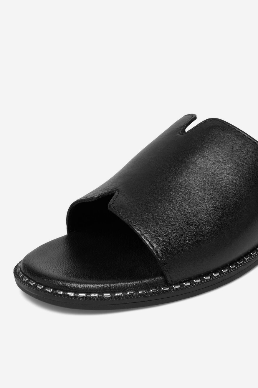 
                Шльопанець Lasocki ЧОРНИЙ - 5906751919101