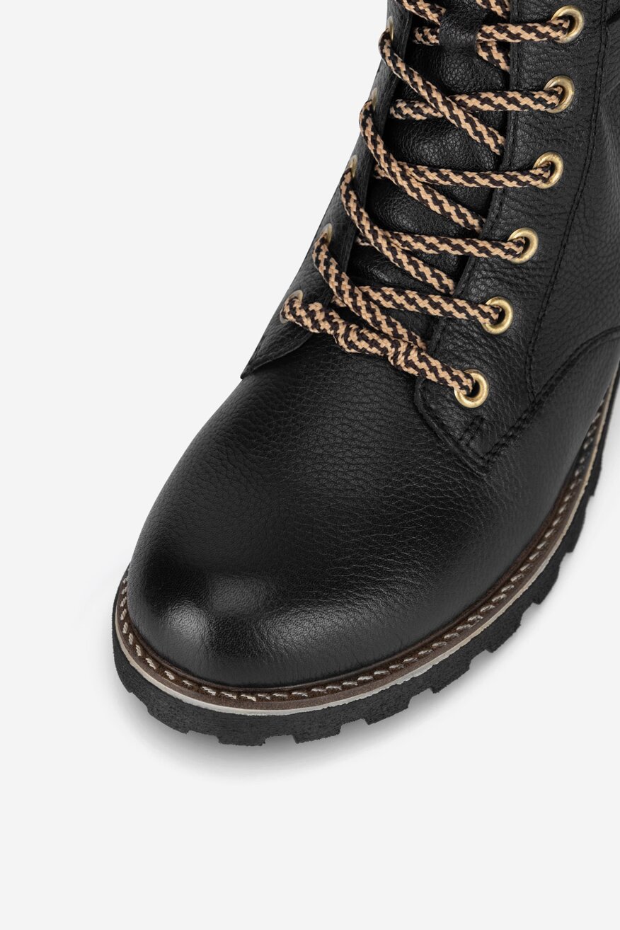 
                Csizma Remonte FEKETE - 2230062966572