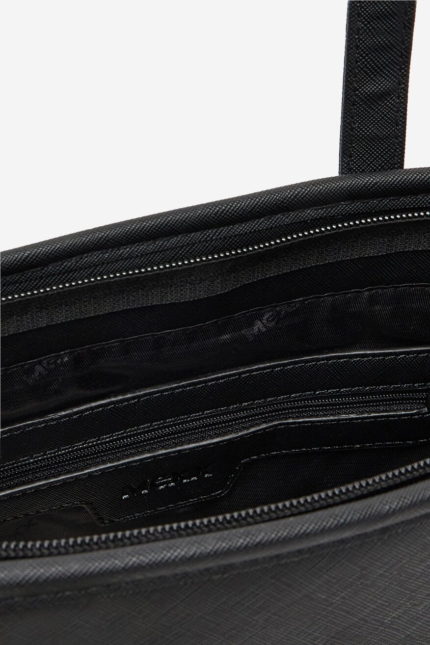 
                Сумка З Ремінцем Mexx ЧОРНИЙ - 5903698765037