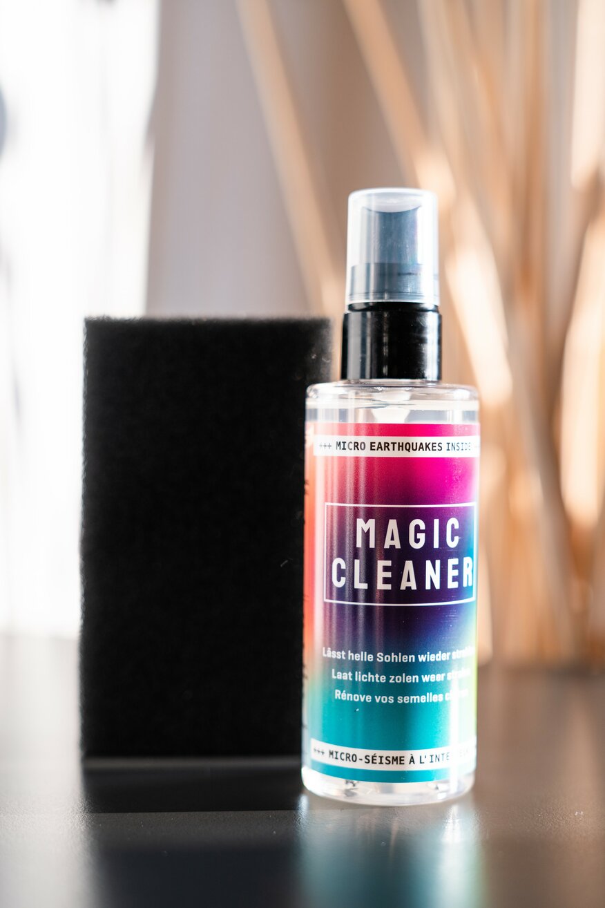 
                BAMA - Płyn czyszczący uniwersalny bezbarwny - 4053201061635