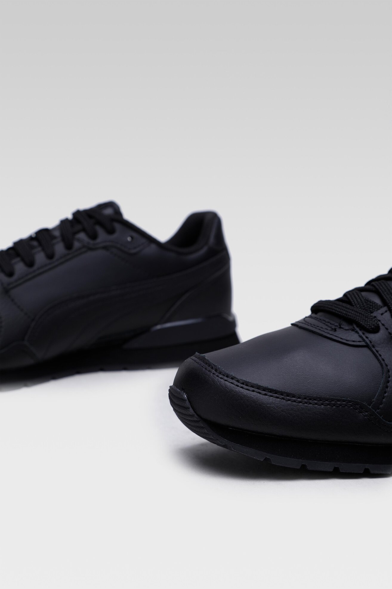 Obuwie sportowe Puma ST RUNNER V3 L 38485511 Czarny