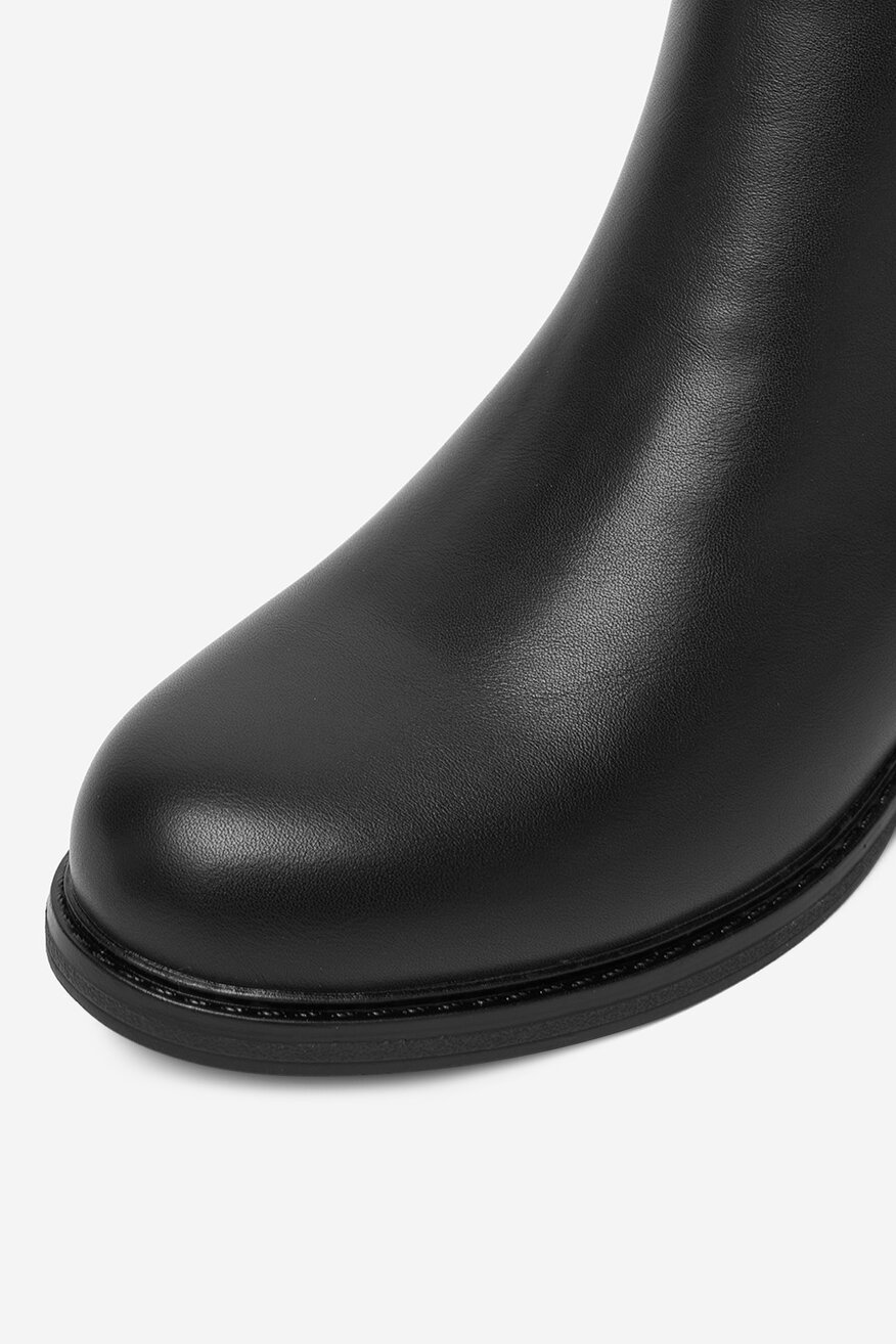 
                Боти DeeZee ЧЕРЕН - 5904410915112