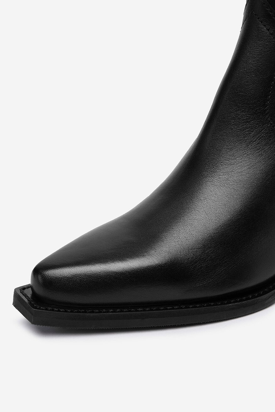 
                Боти G-STAR RAW ЧЕРЕН - 5906751442227