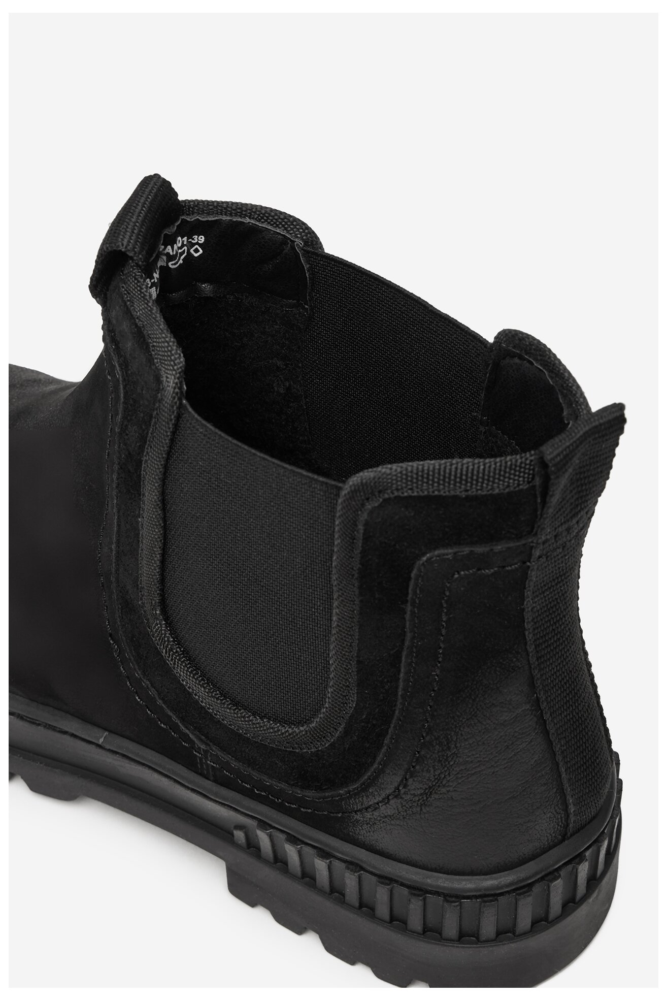 Kratke čizme Lasocki CEO-WI23-N-PUSZAN-01 CRNA