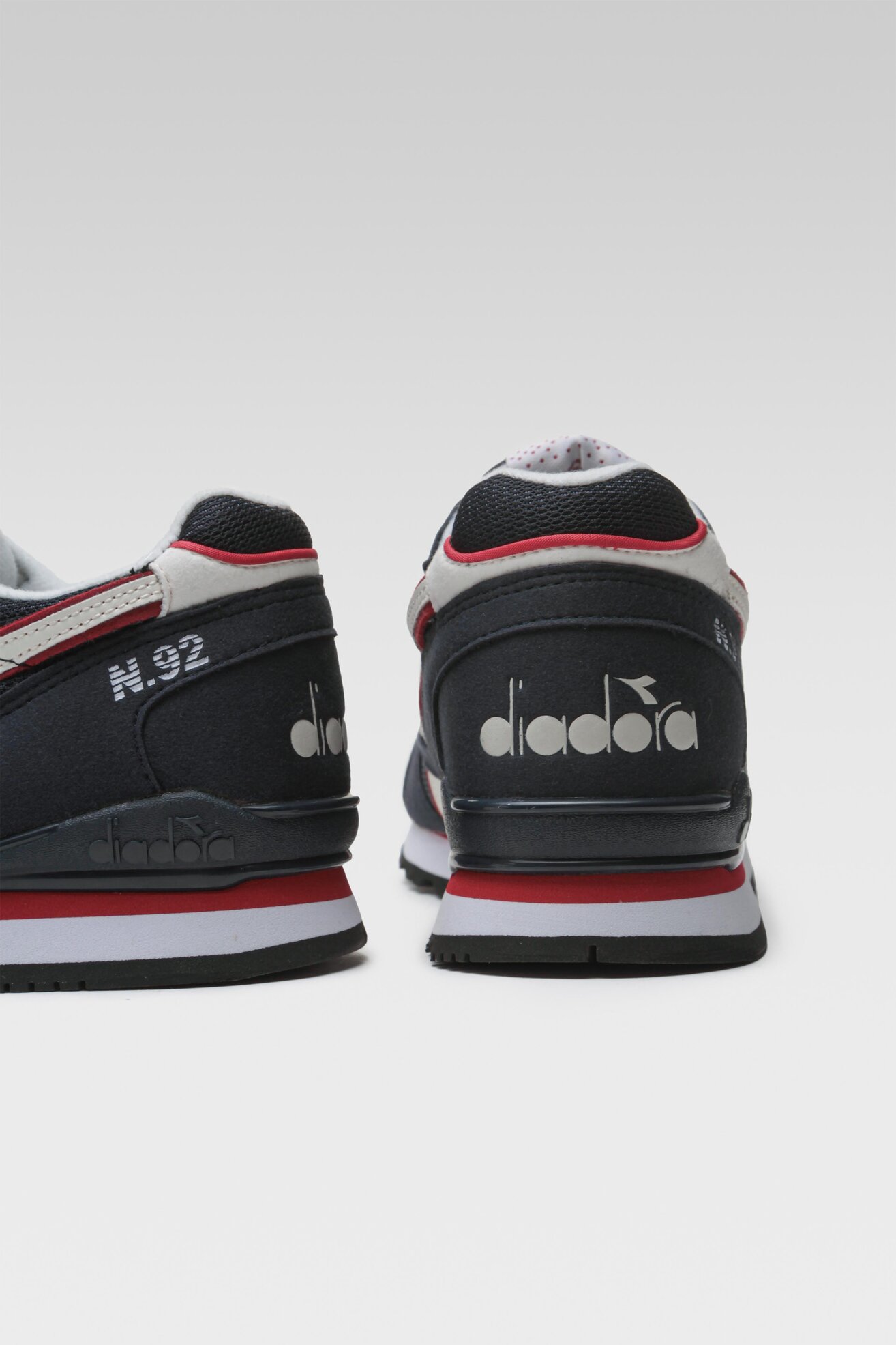 Кросівки спортивні Diadora N.92 DD-101.173169-60052 ТЕМНО-СИНІЙ
