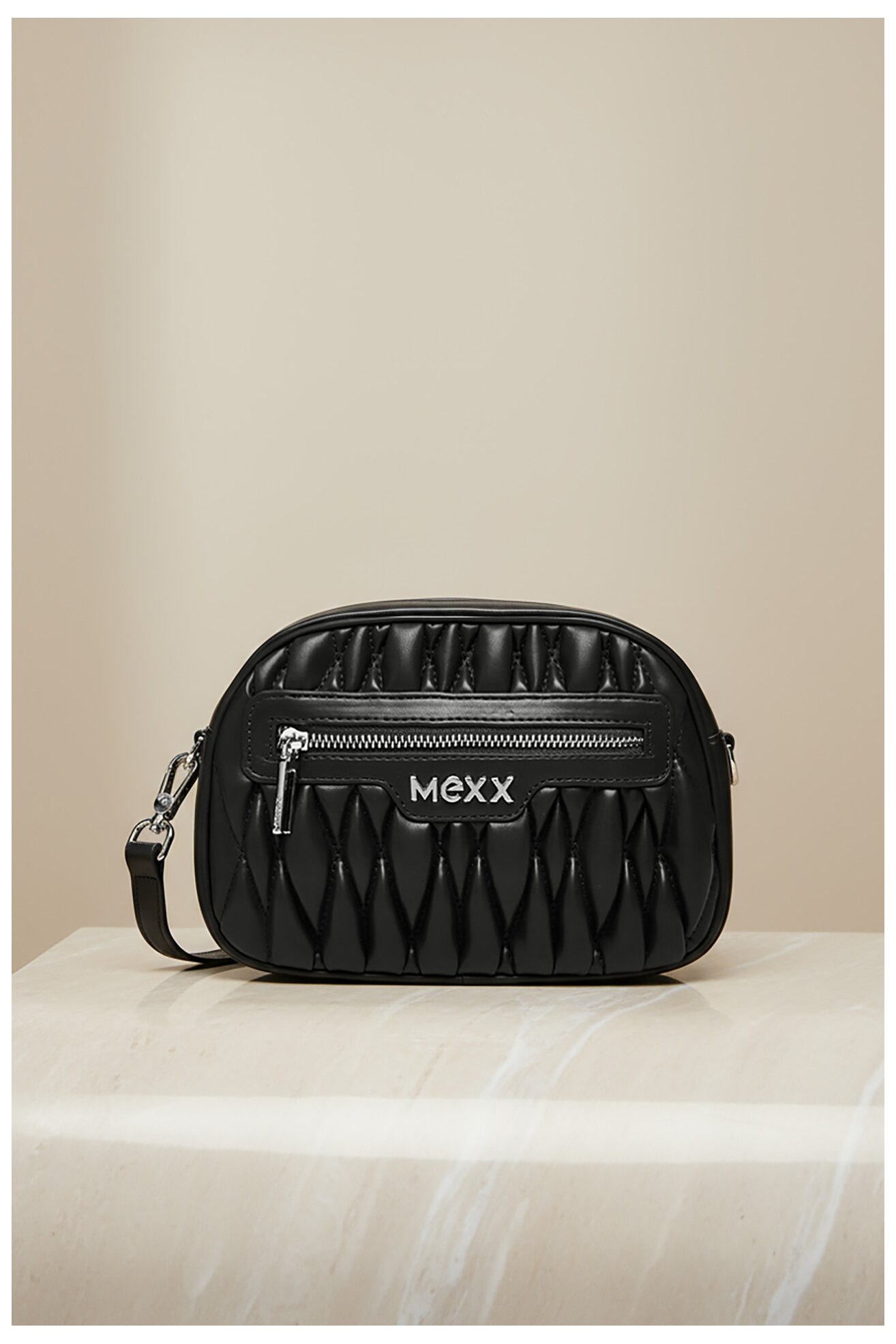 Kézitáska Mexx C-MEXX-L-002-08 FEKETE