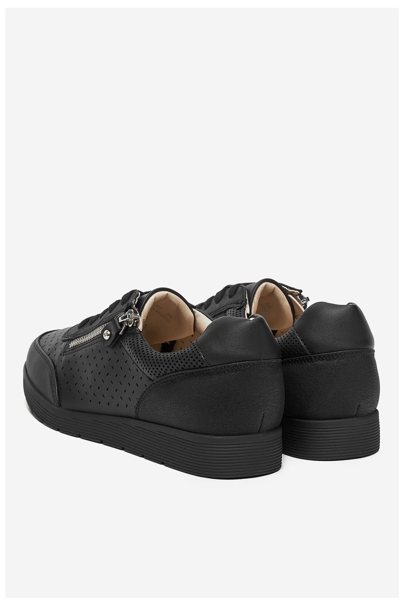 Félcipő Clara Barson WS10003-07 FEKETE