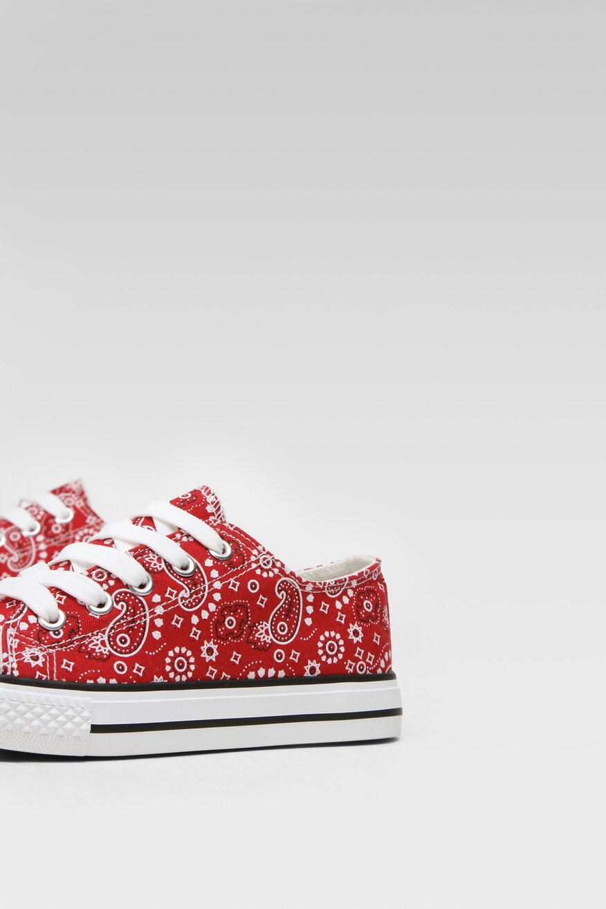 
                DeeZee - Trampki czerwone - 5904862700427