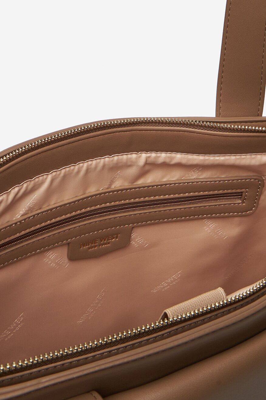 
                Дамска чанта NINE WEST БЕЖОВ - 5906751396575