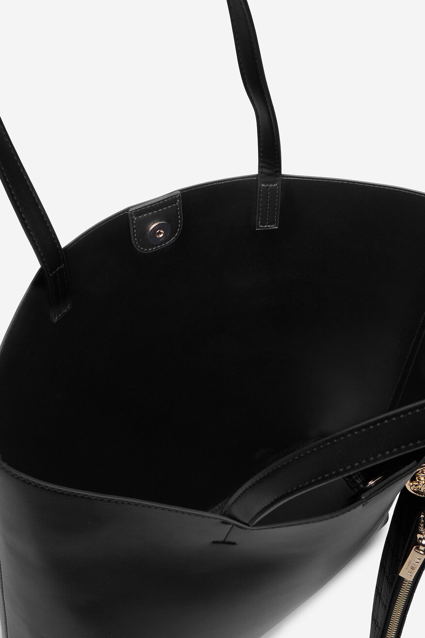 
                Дамска чанта NINE WEST ЧЕРЕН - 5906751543320