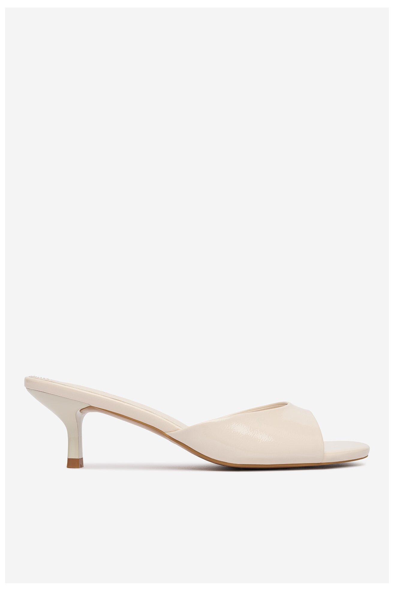 Klapki Jenny CEO-HY2369-1 Beżowy jasny