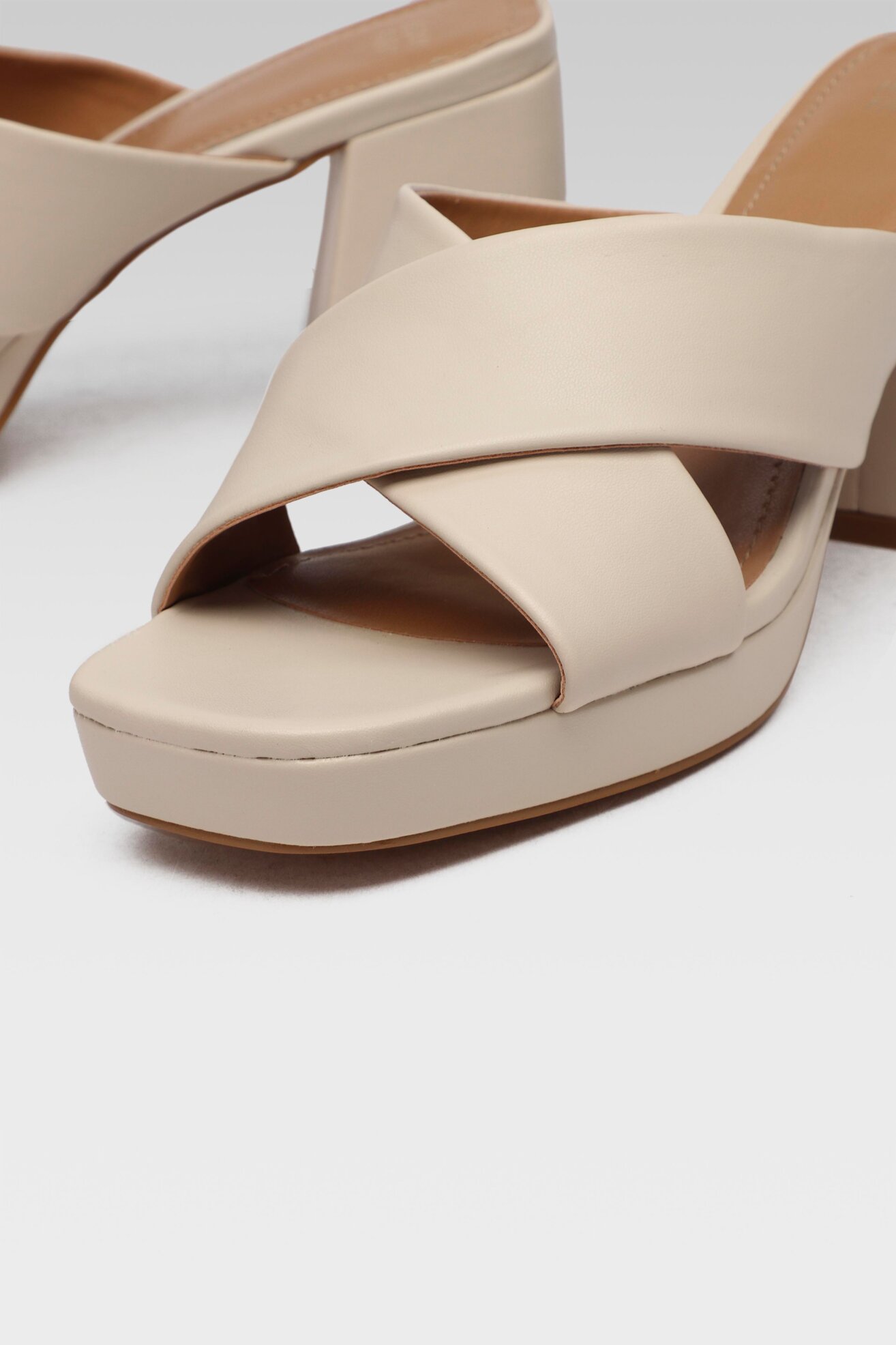 Klapki Jenny Fairy WYL2627-3 Beżowy