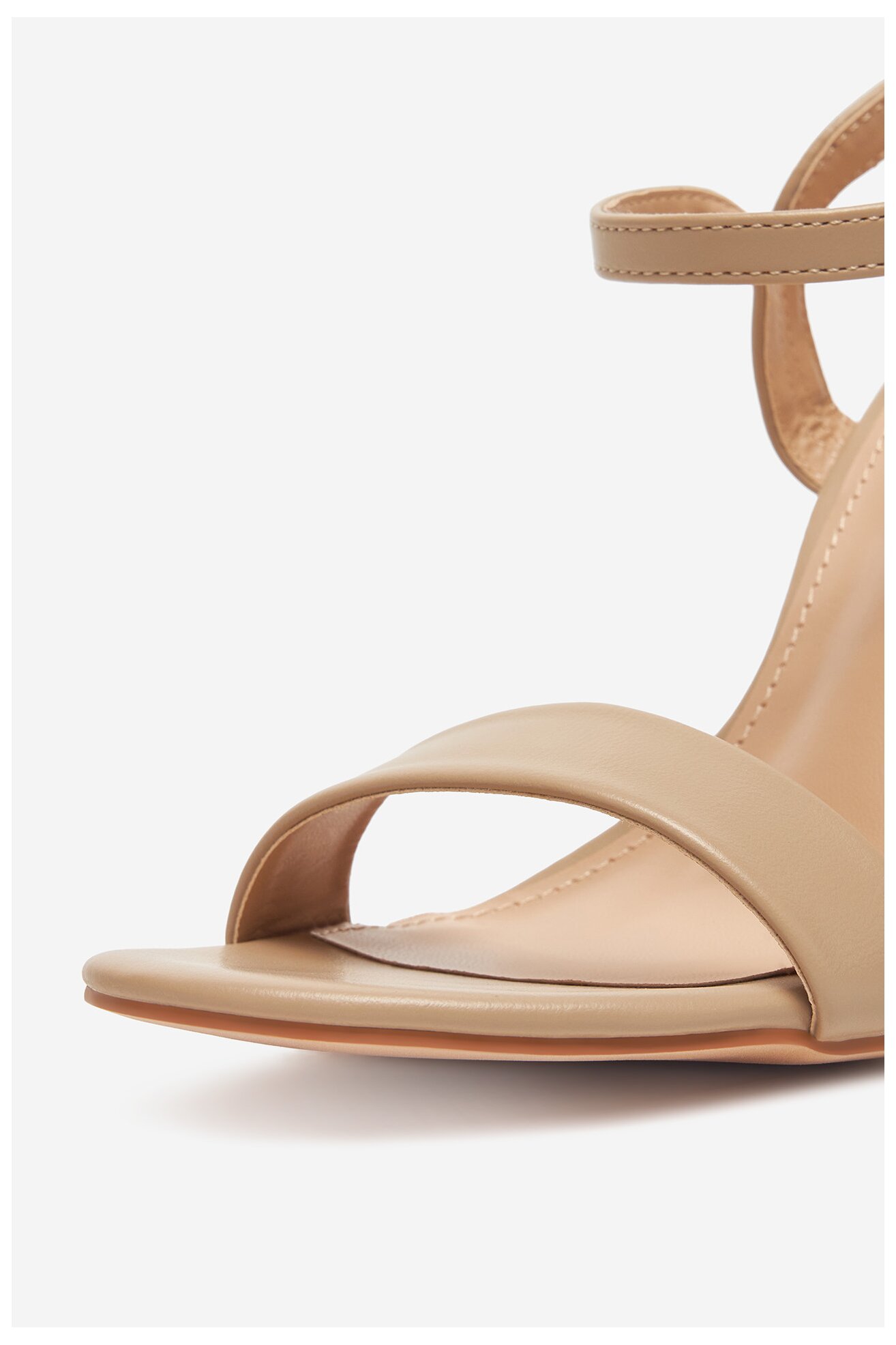 Сандали DeeZee F8977-2 БЕЖОВ