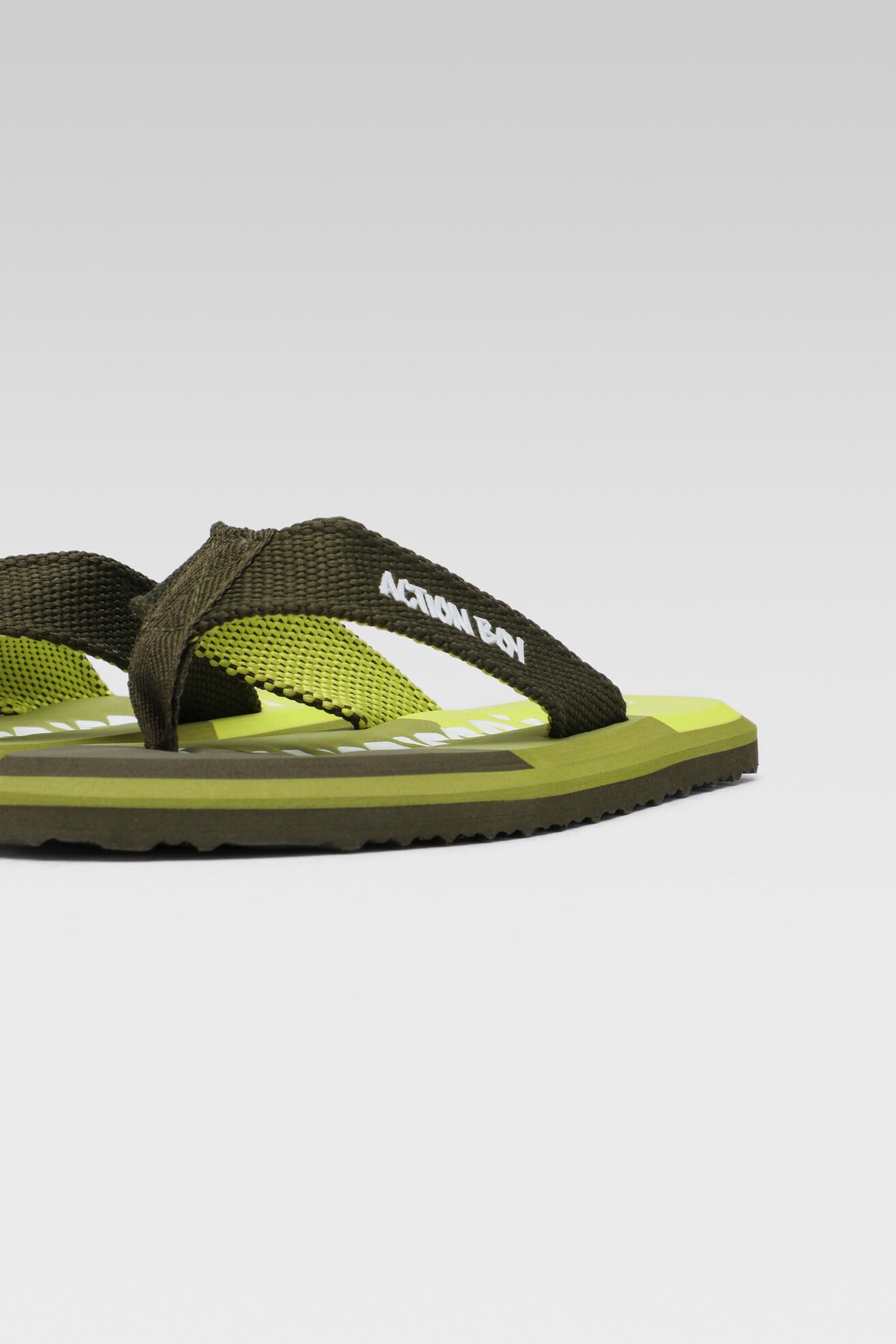 Klapki basenowe Action Boy 808084B Khaki