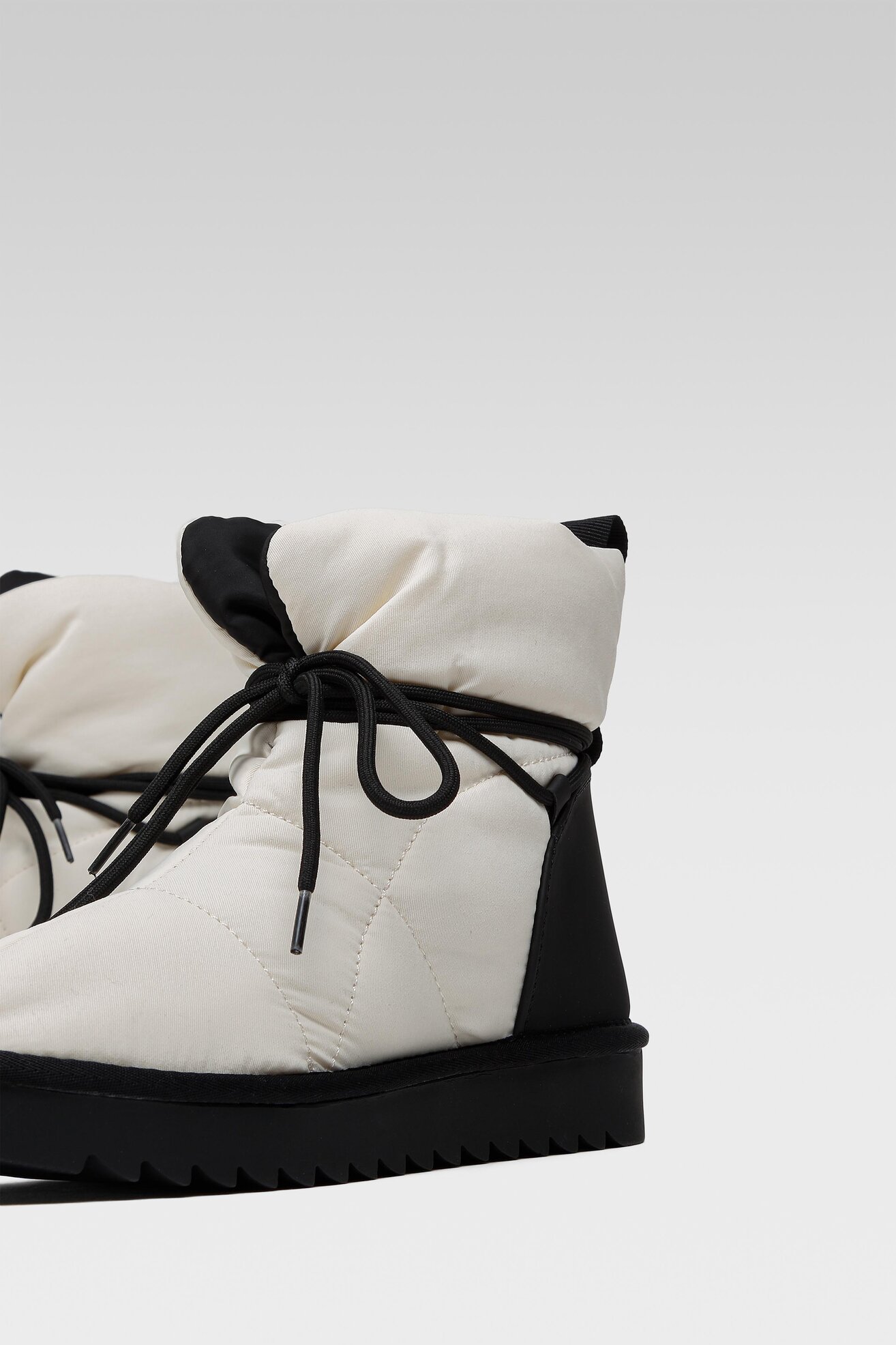 Kratke čizme Jenny Fairy WS5918-06 BEŽ