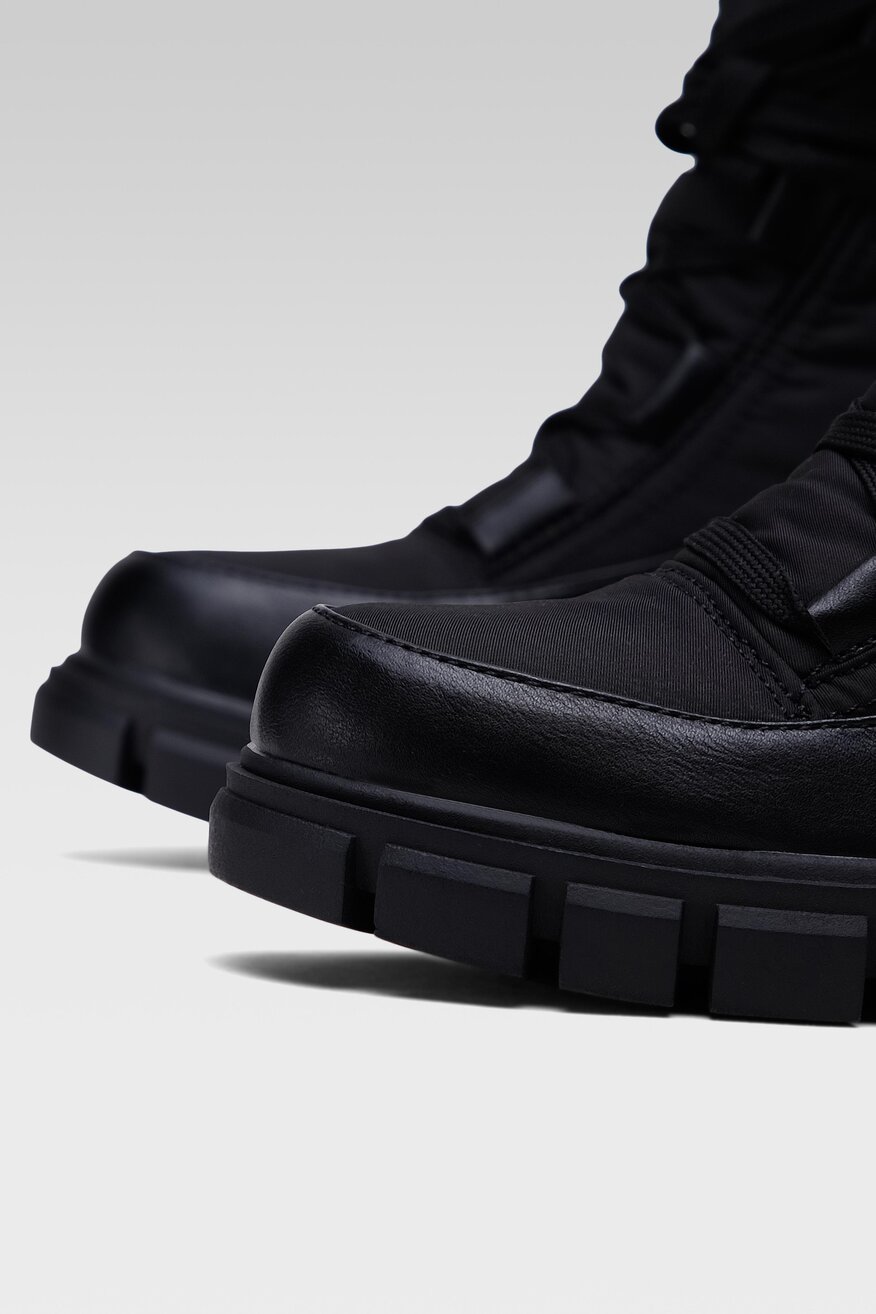 
                Jenny Fairy - Trzewiki czarne - 5904248025502