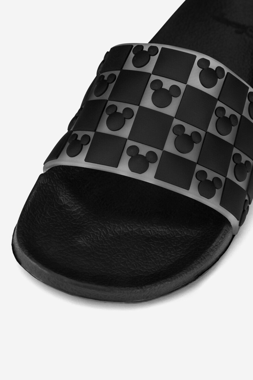 
                Папуче за базен Mickey&Friends CRNA - 5905588751571