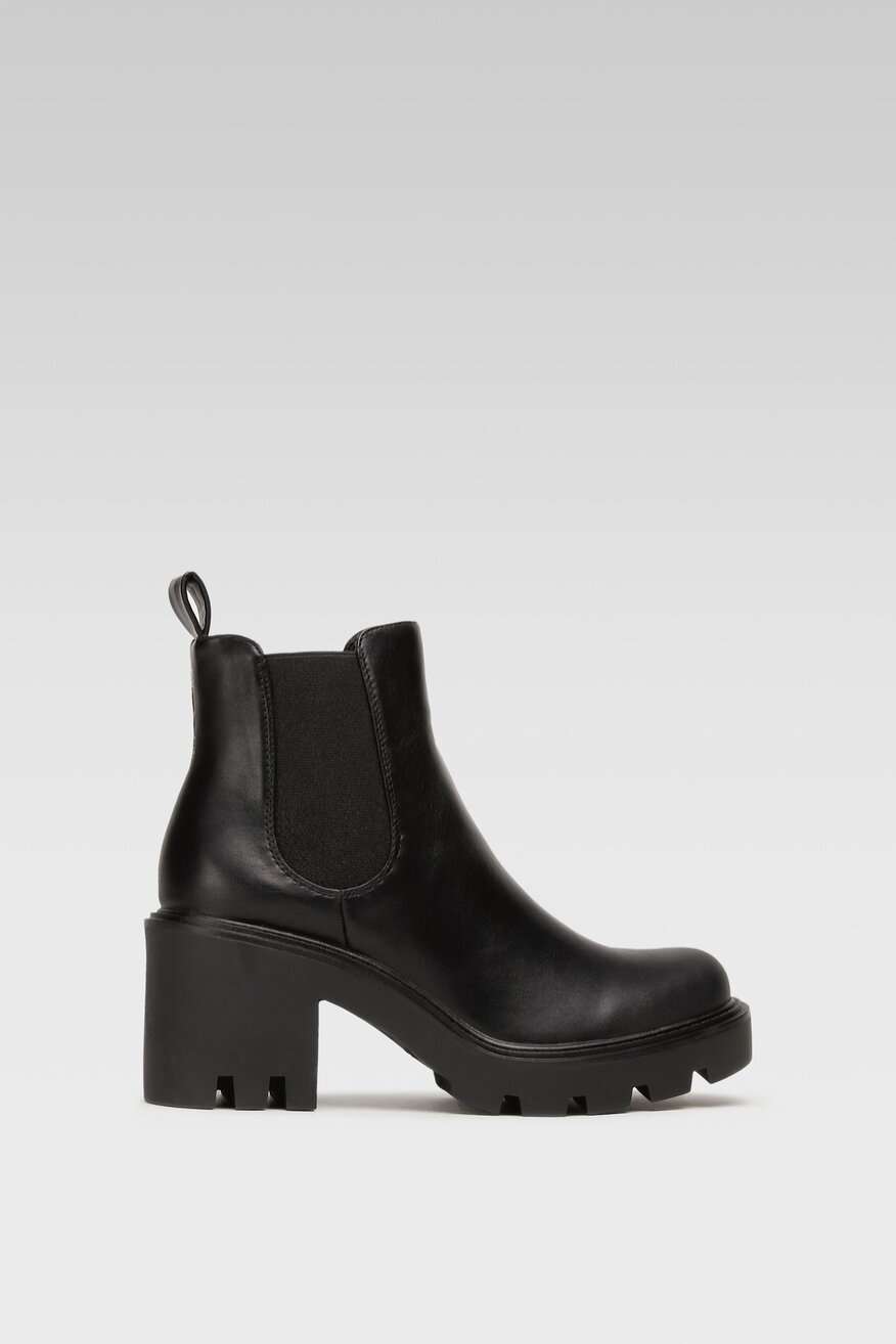 
                DeeZee - Botki na słupku - 5904862167060