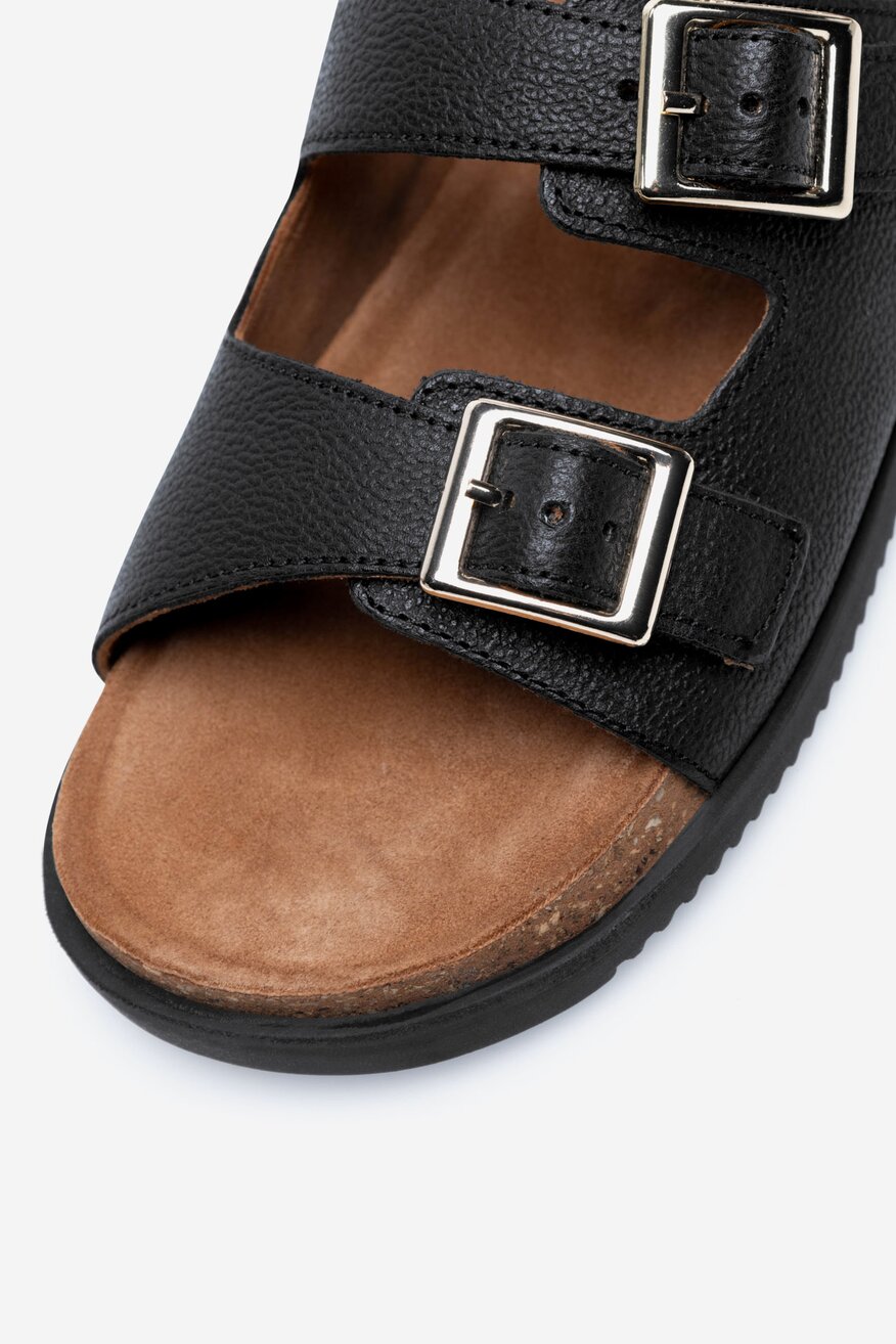 
                Șlapi Lasocki Young NEGRU - 5905588622093