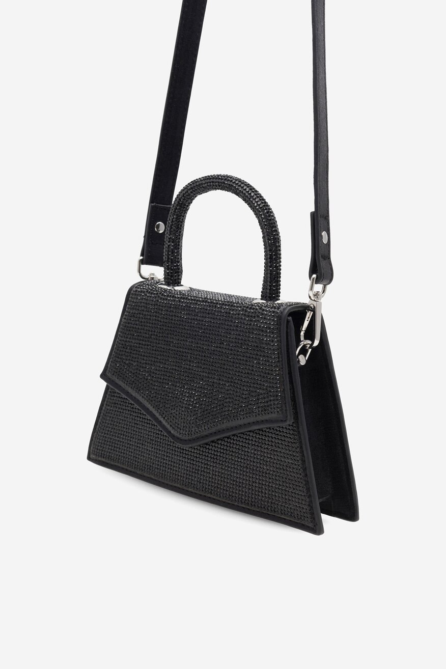 
                Kézitáska DeeZee FEKETE - 5905588056935