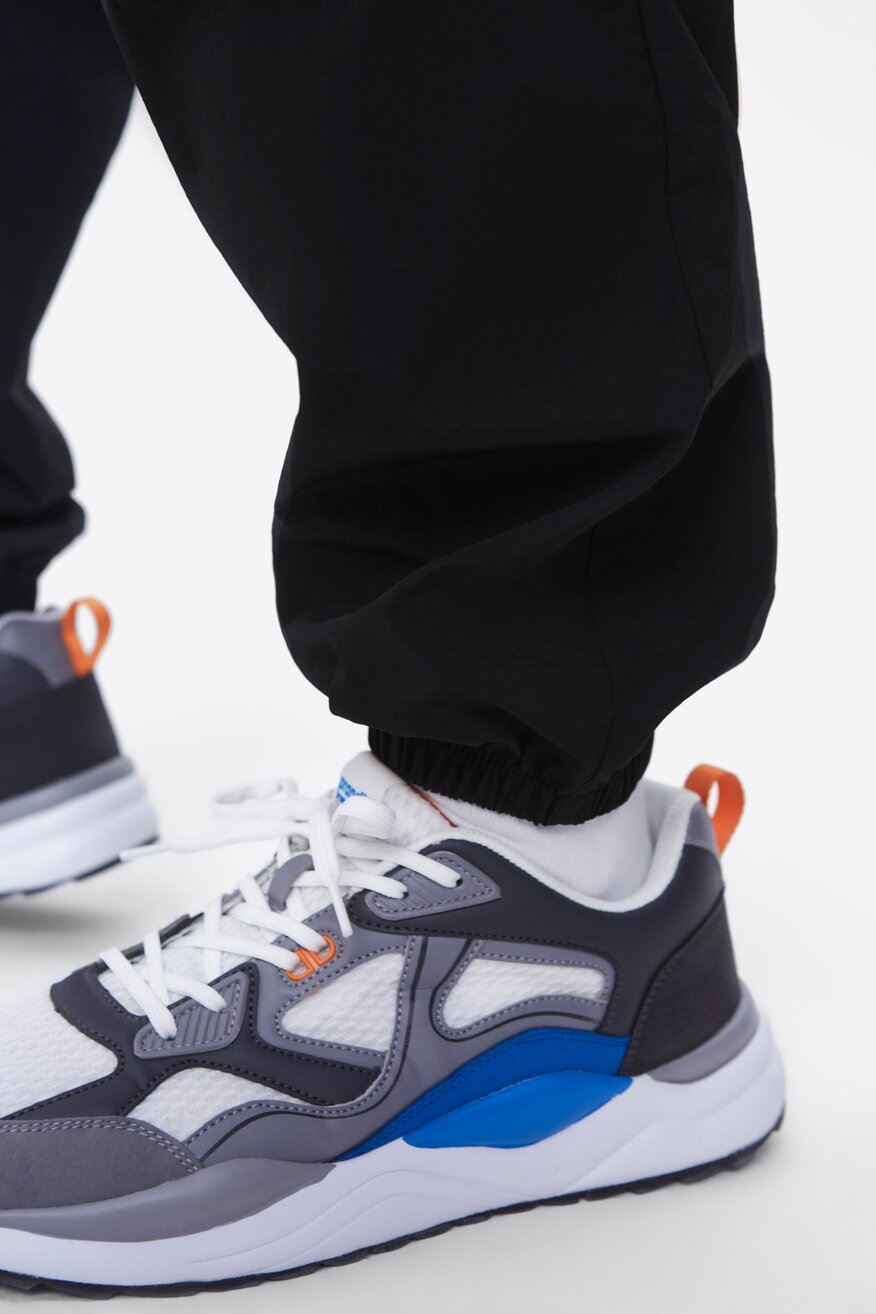 
                Sprandi - Joggery czarne - 2230020926136