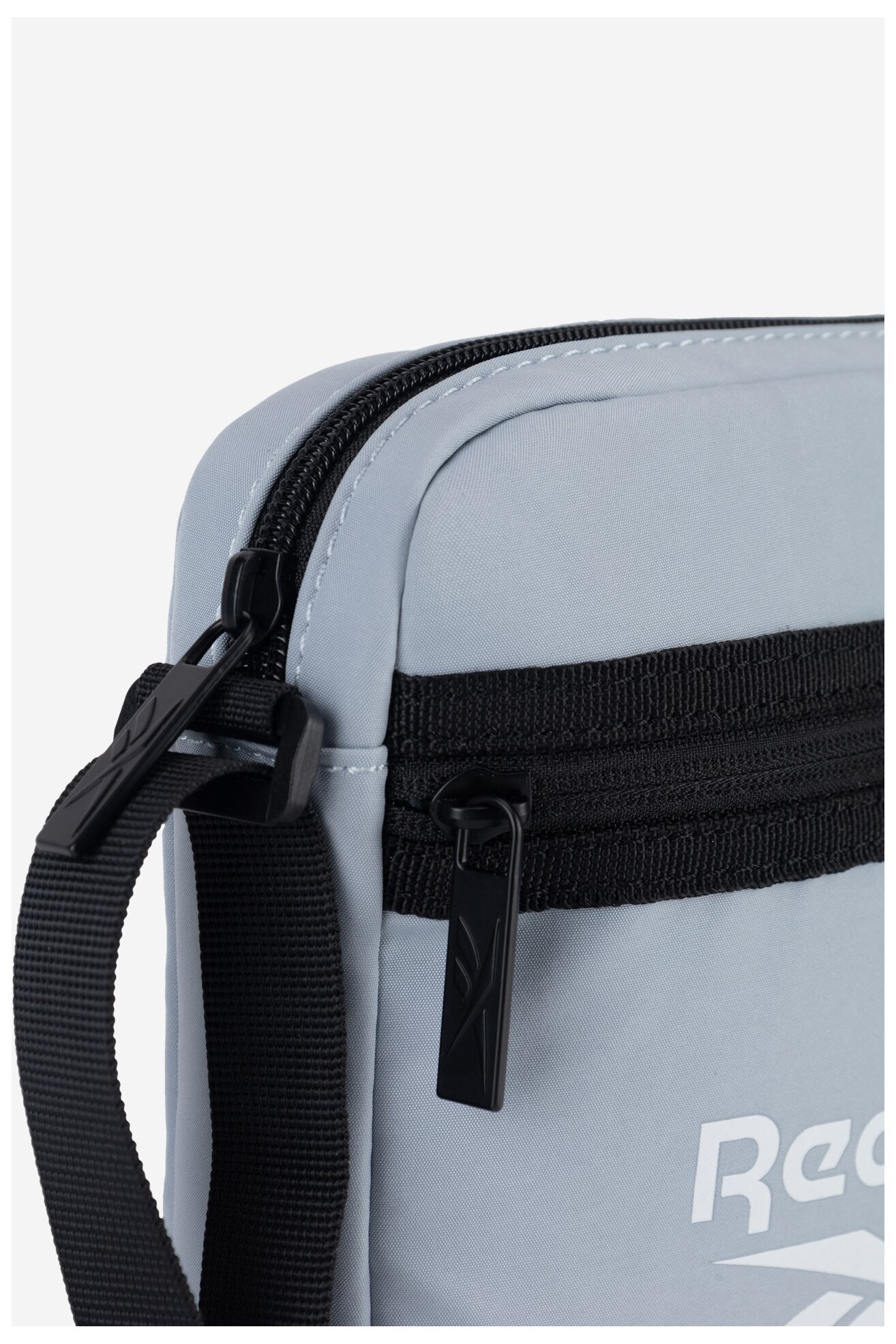 Kézitáska Reebok RBK-008-CCC-05 SZÜRKE