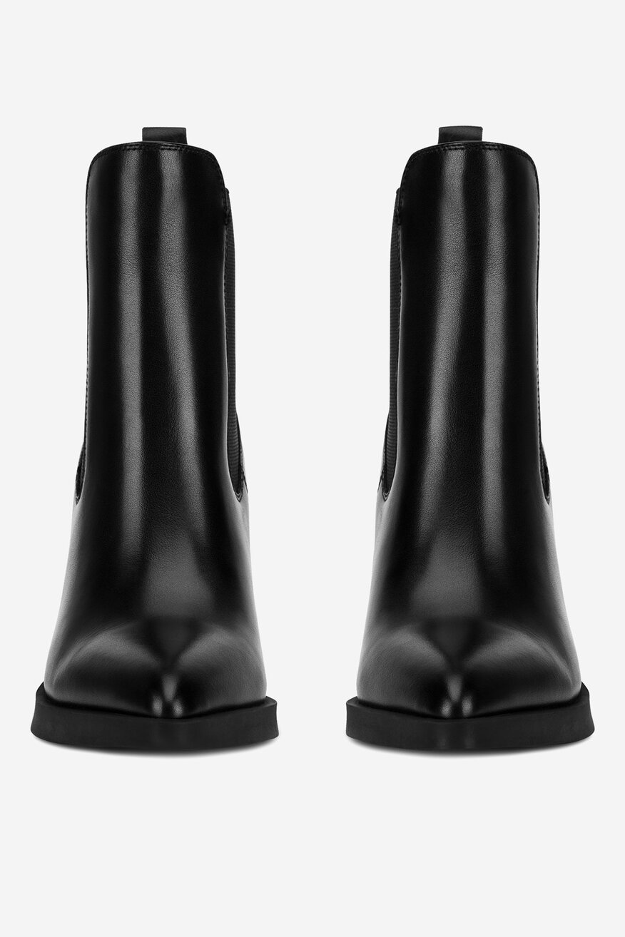 
                Ghete EVA MINGE NEGRU - 5905588987390