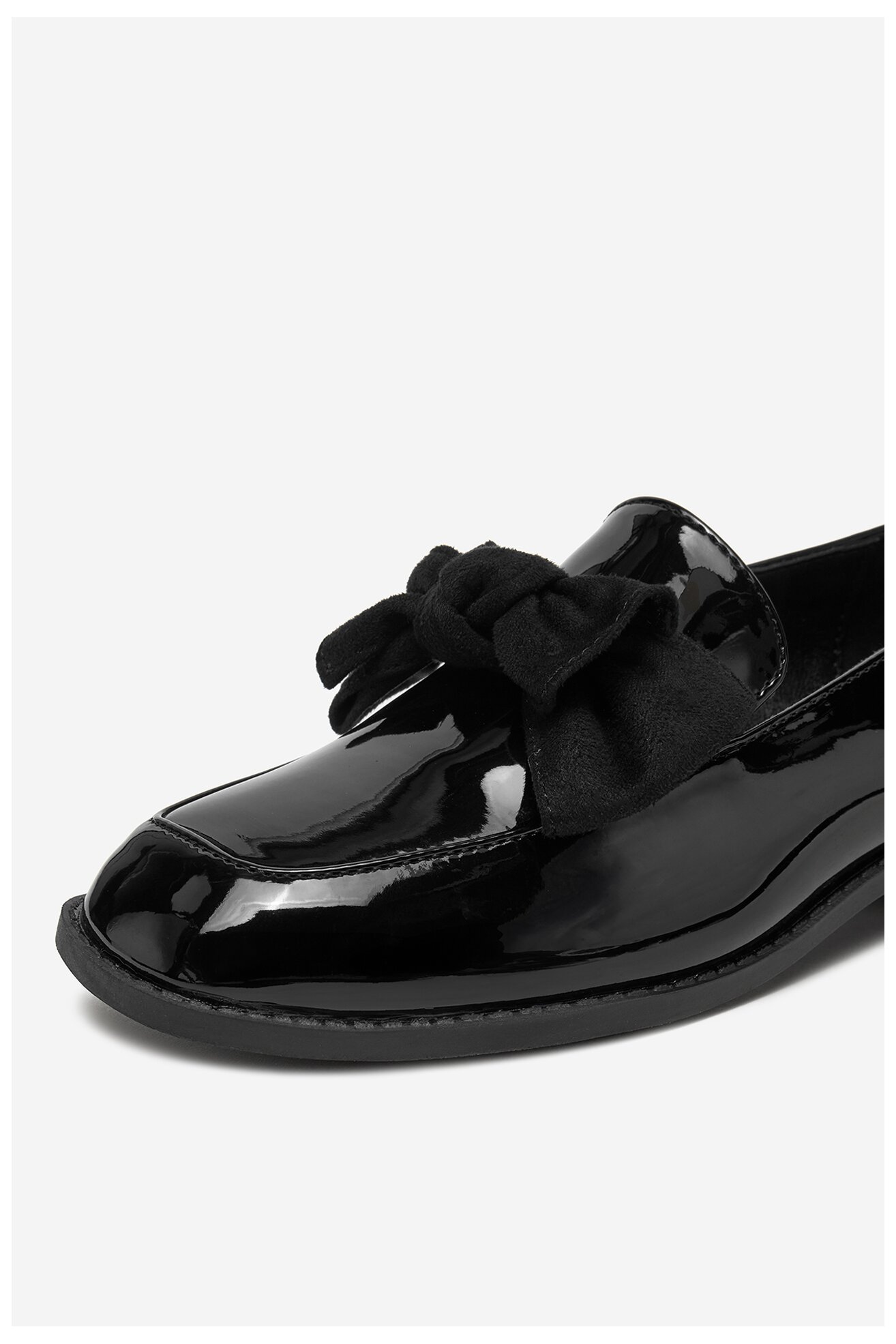 Mokaszin DeeZee SQ873-1 FEKETE